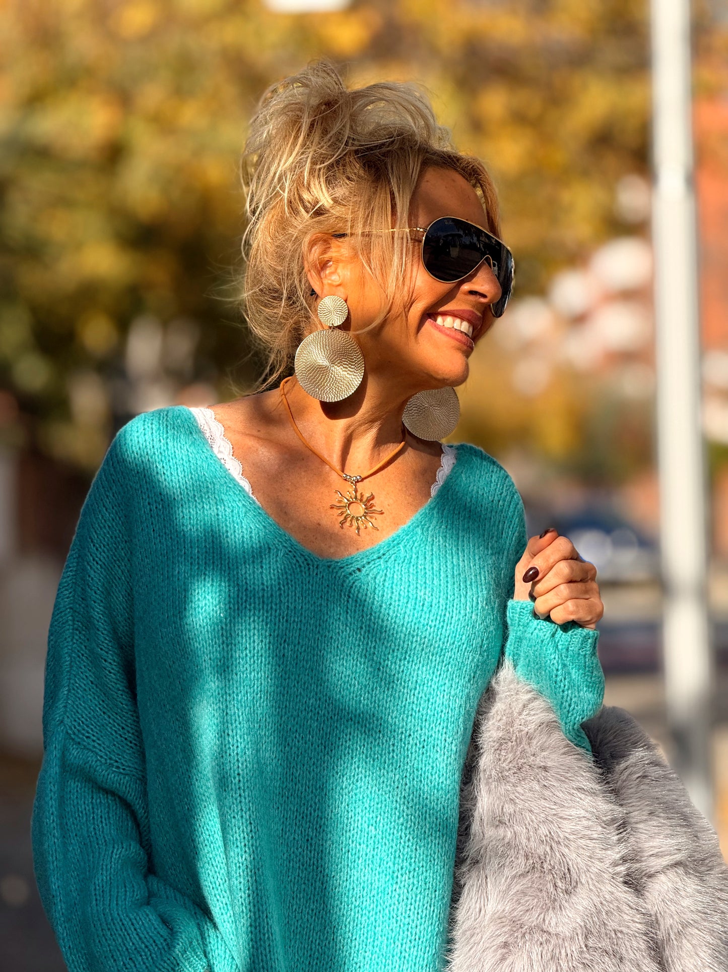 JERSEY SUPER OVERSIZE ASIMÉTRICO CON LENCERO MULTICOLOR