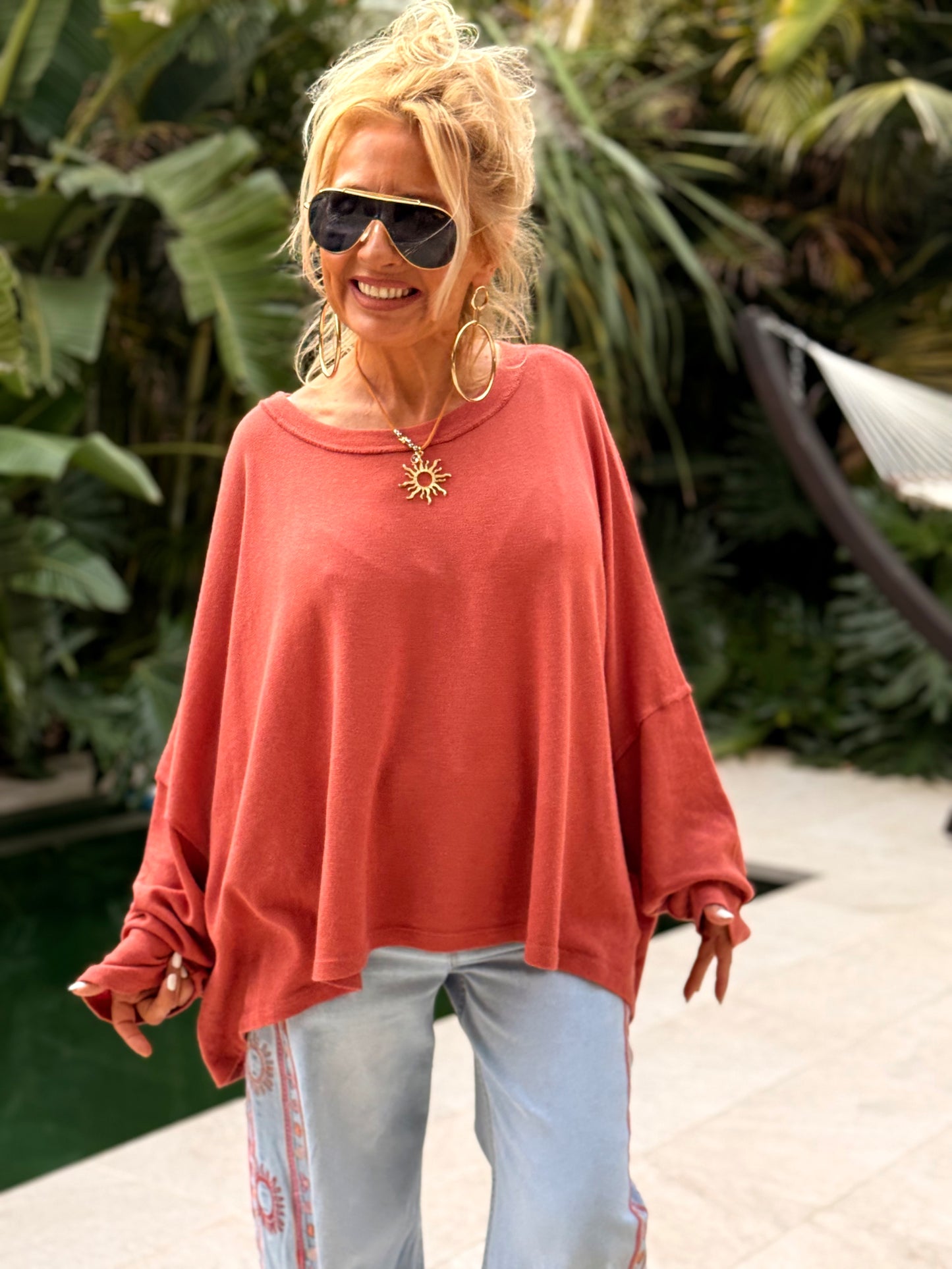 CAMISETA SUPER OVERSIZE SHILA MULTICOLOR