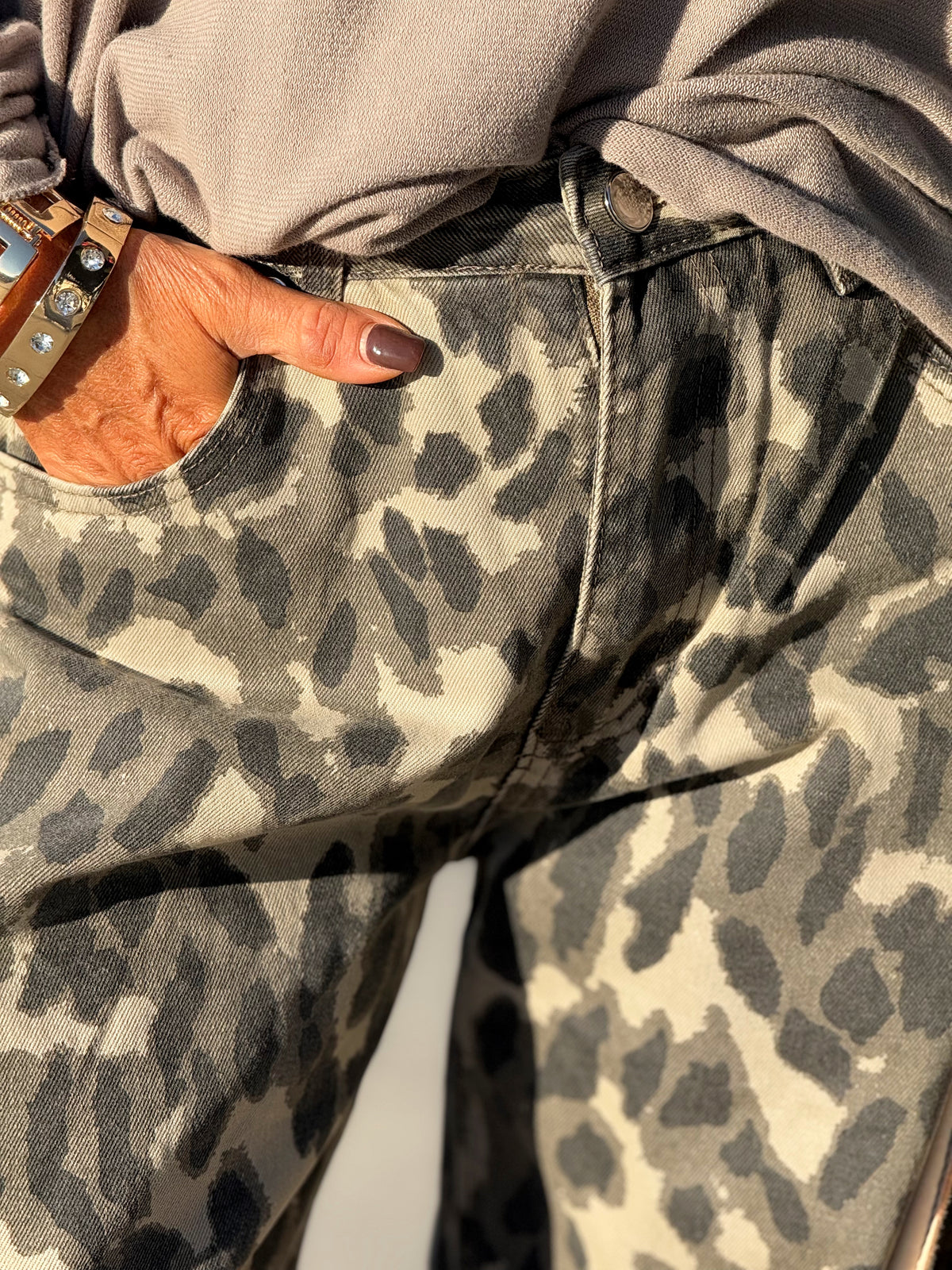 PANTALON LEOPARDO KAKI