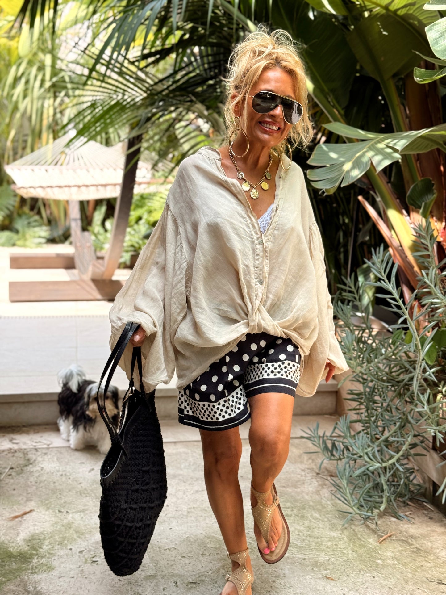 SHORT ESTAMPADO NEGRO