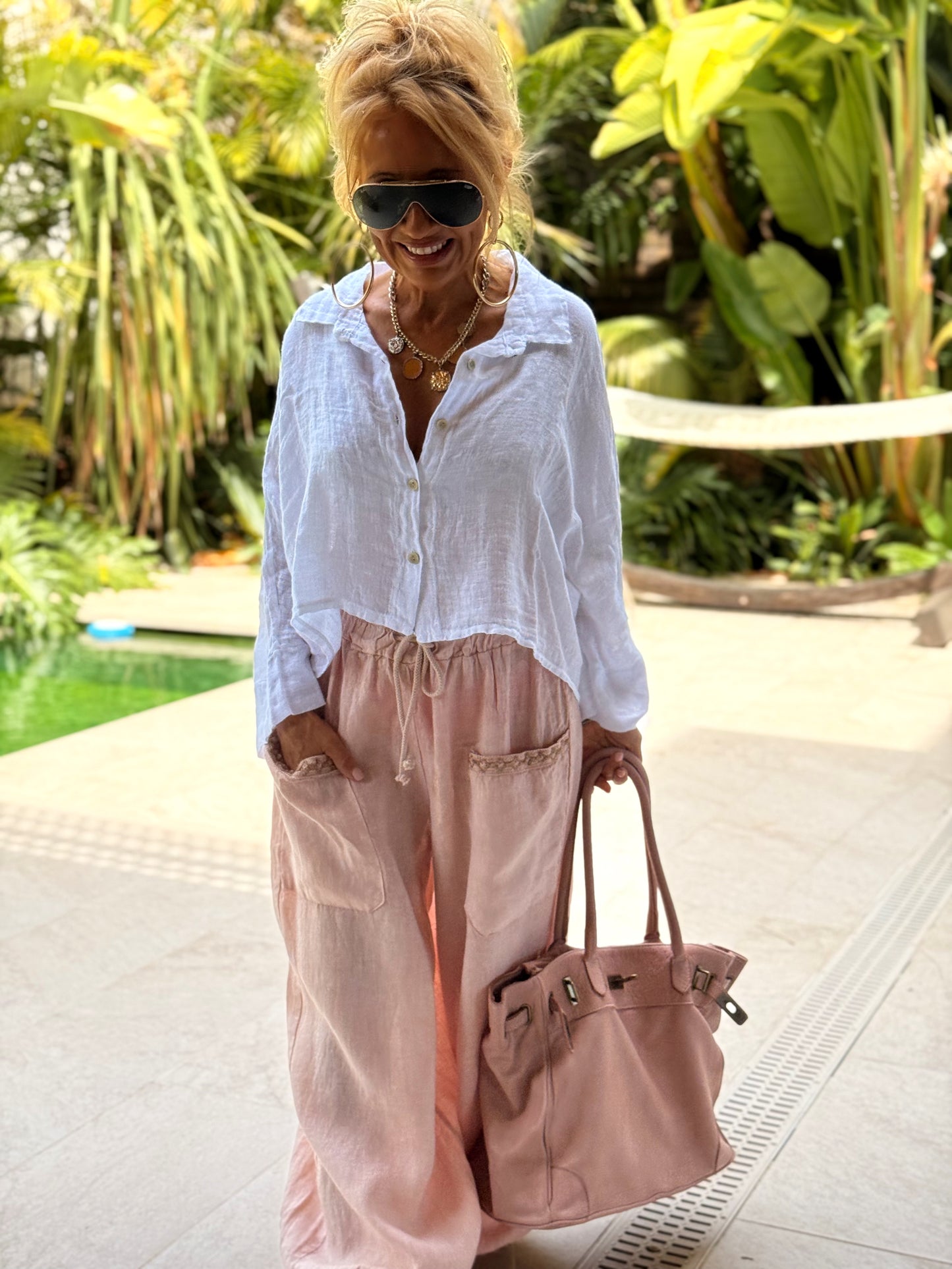 PANTALON OVERSIZE CON ENCAJE MULTICOLOR