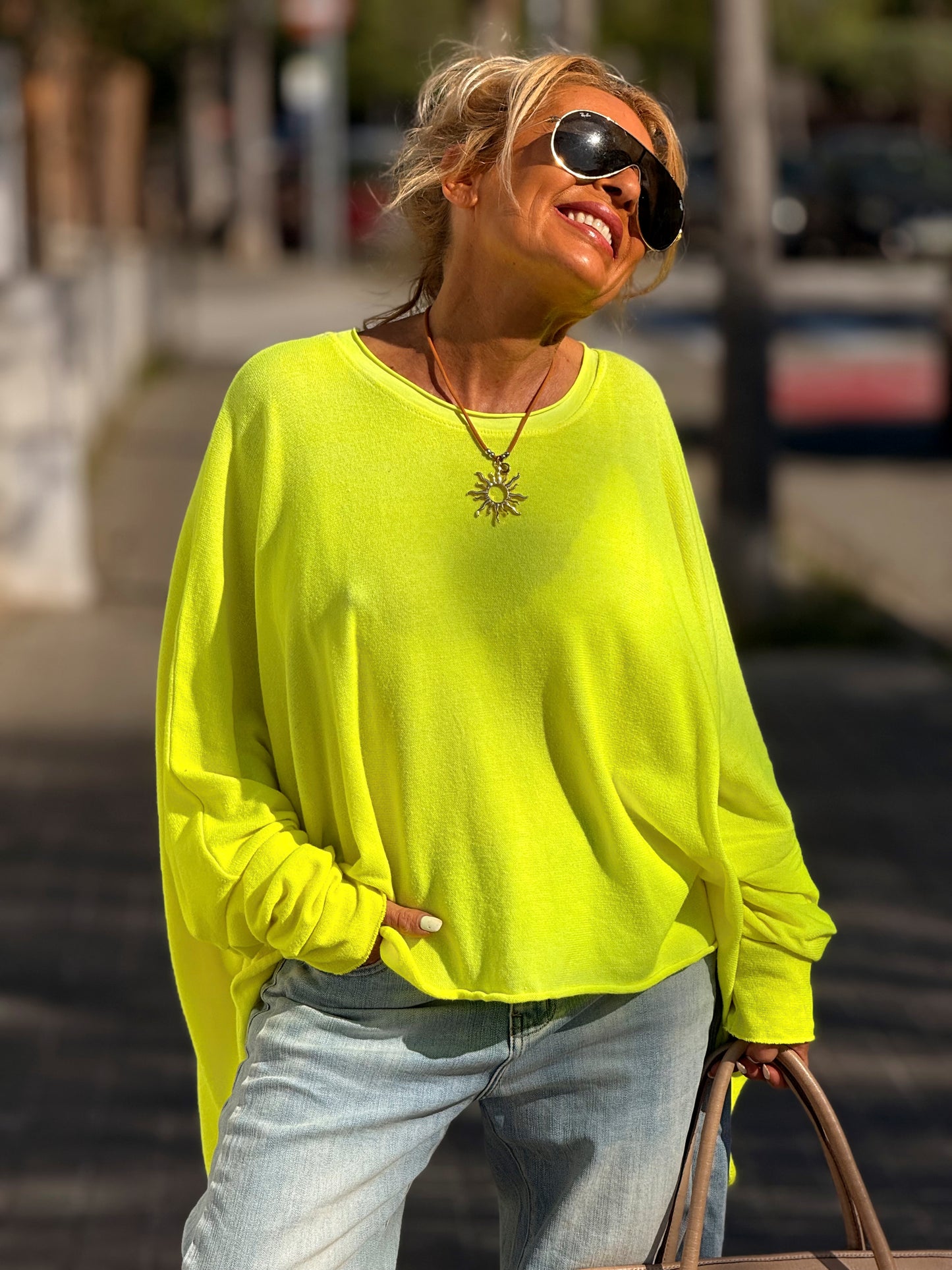 CAMISETA-SUDADERA SUPER OVERSIZE DANI NÉON MULTICOLOR