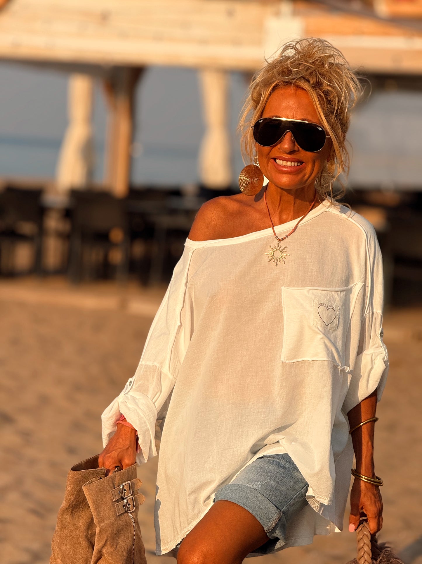 CAMISETA OVERSIZE L’AMORE E BELLA MULTICOLOR