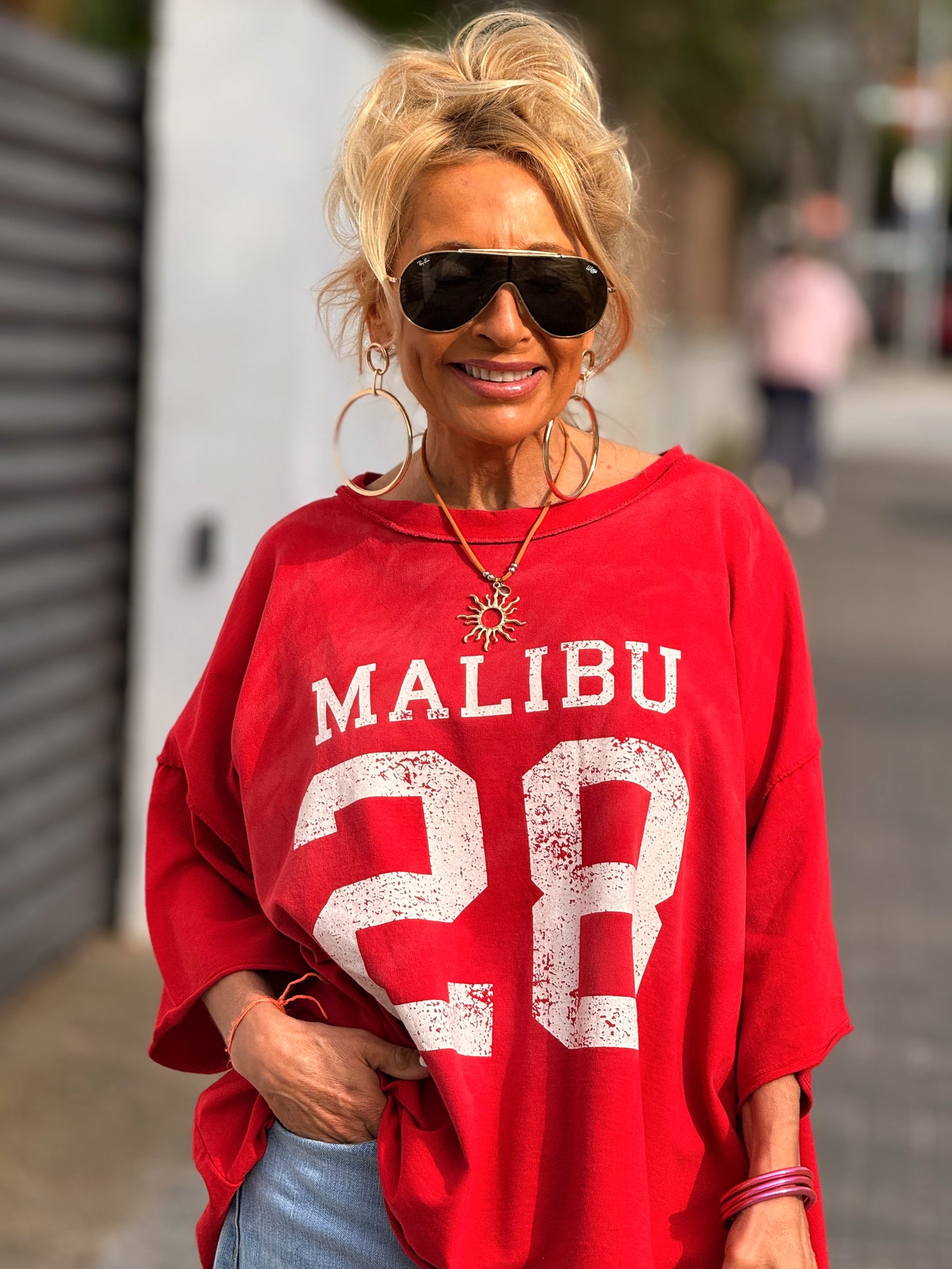 CAMISETA SUPER OVERSIZE DESGASTADA MALIBU MULTICOLOR