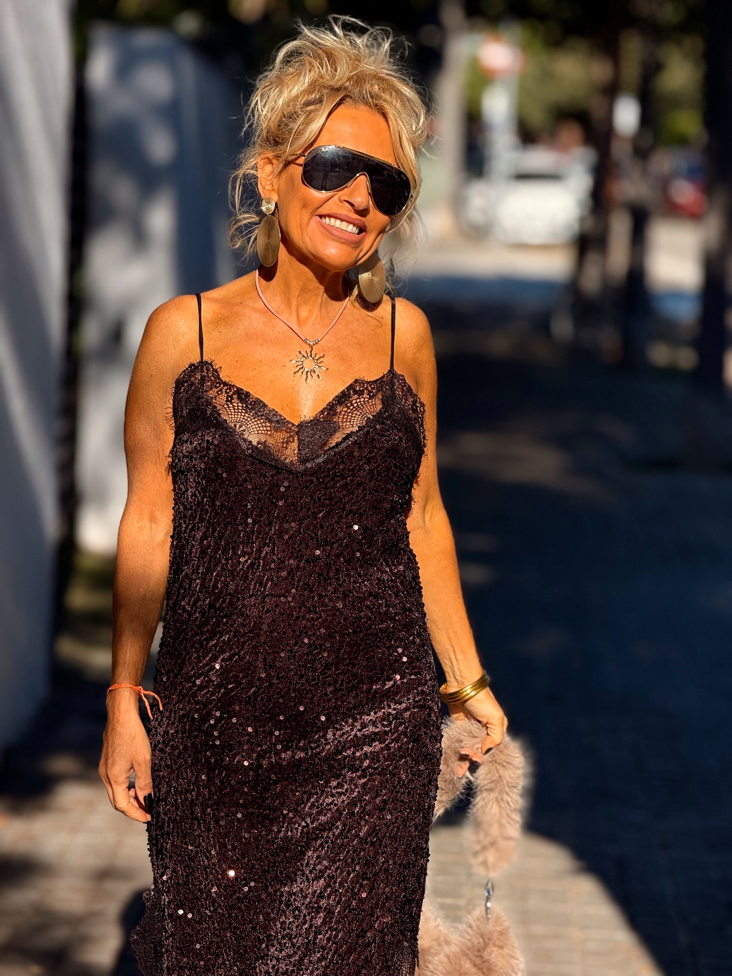 VESTIDO LENTEJUELAS MARRÓN