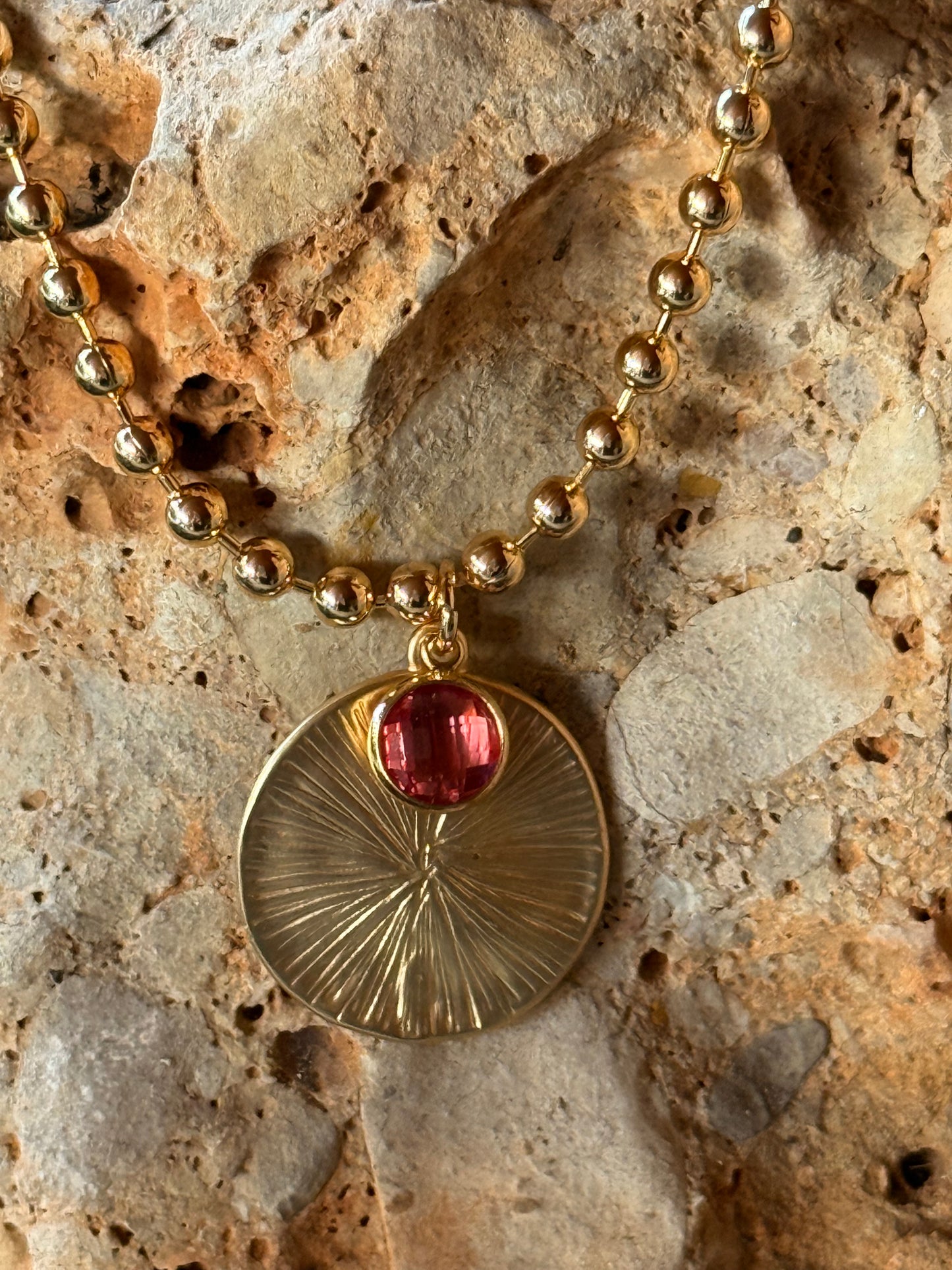 COLLAR LIBERTY CON BRILLANTE MULTICOLOR