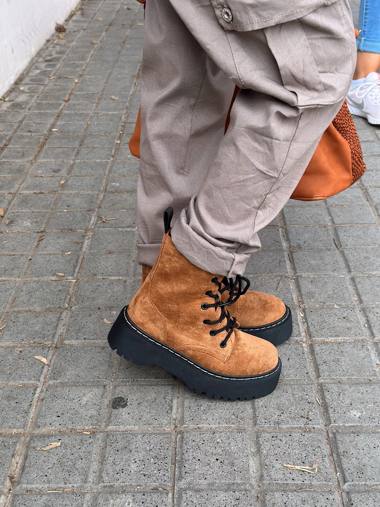 BOTAS FRIDA CAMEL