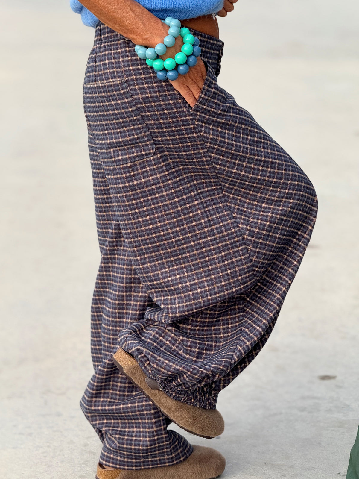 PANTALON CUADROS LEA MULTICOLOR
