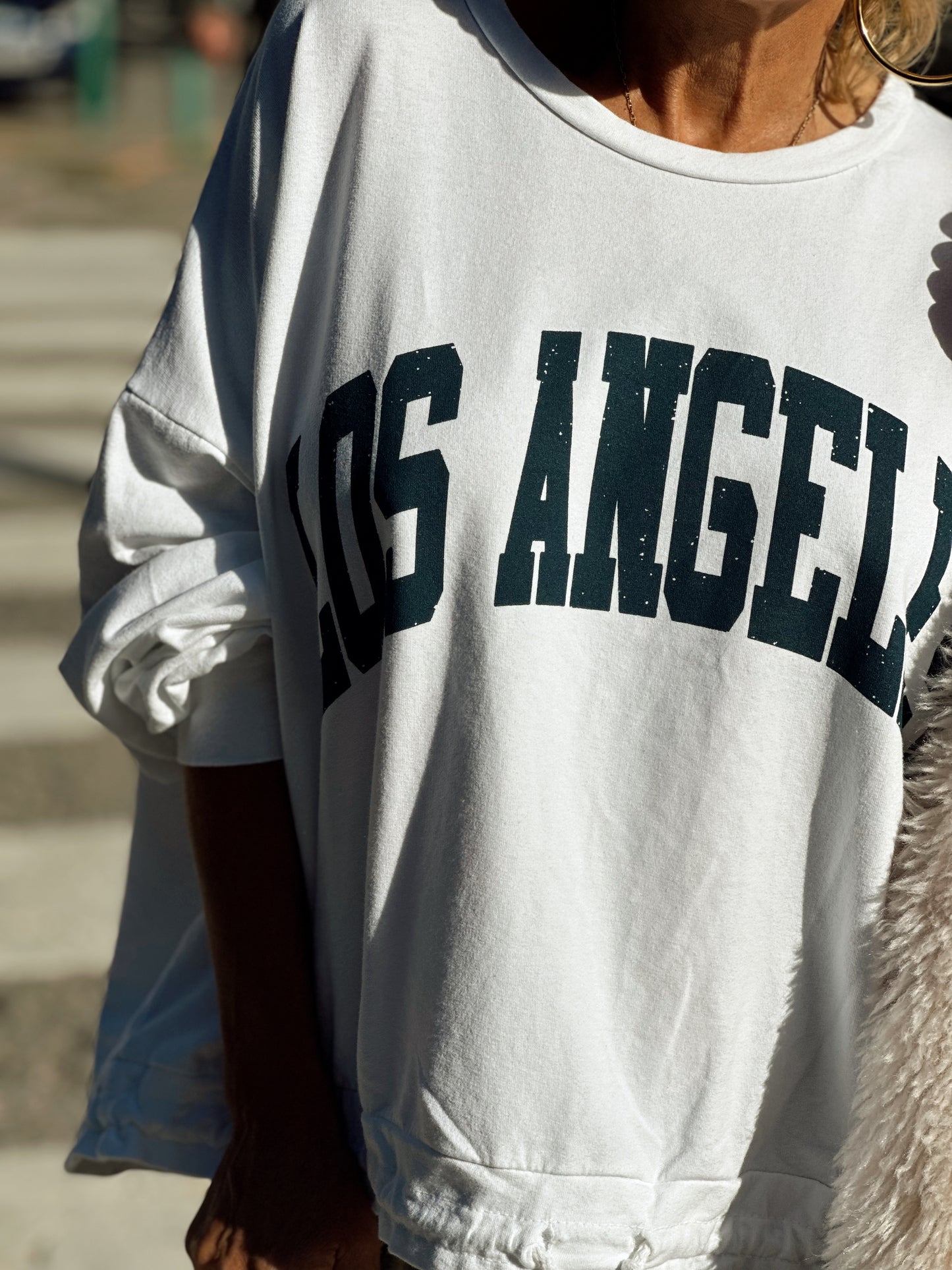 SUDADERA OVERSIZE CON CORDÓN LOS ANGELES BLANCO