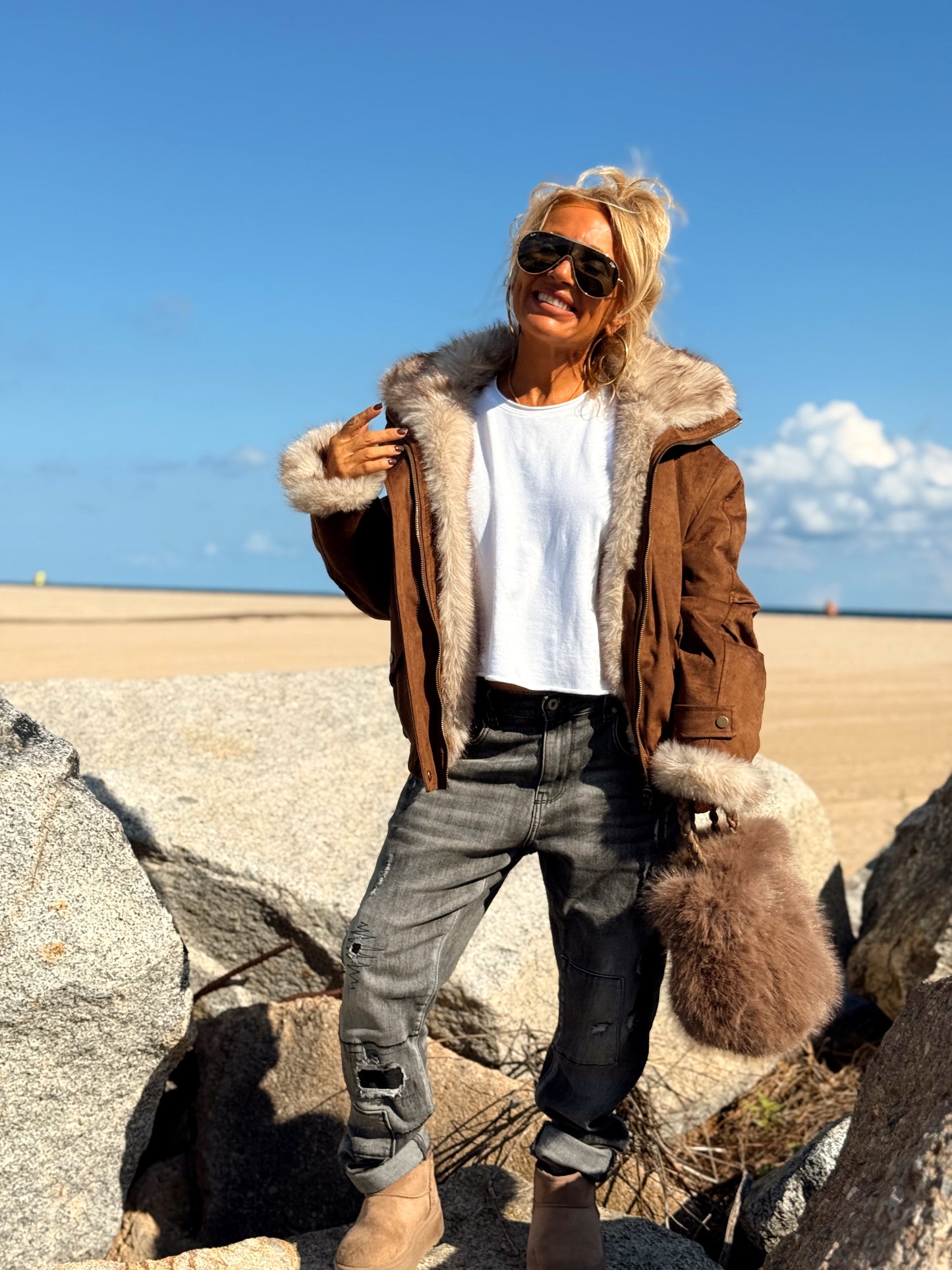 CHAQUETA GAMUZA DE PELO SINTÉTICO REVERSIBLE MARRON