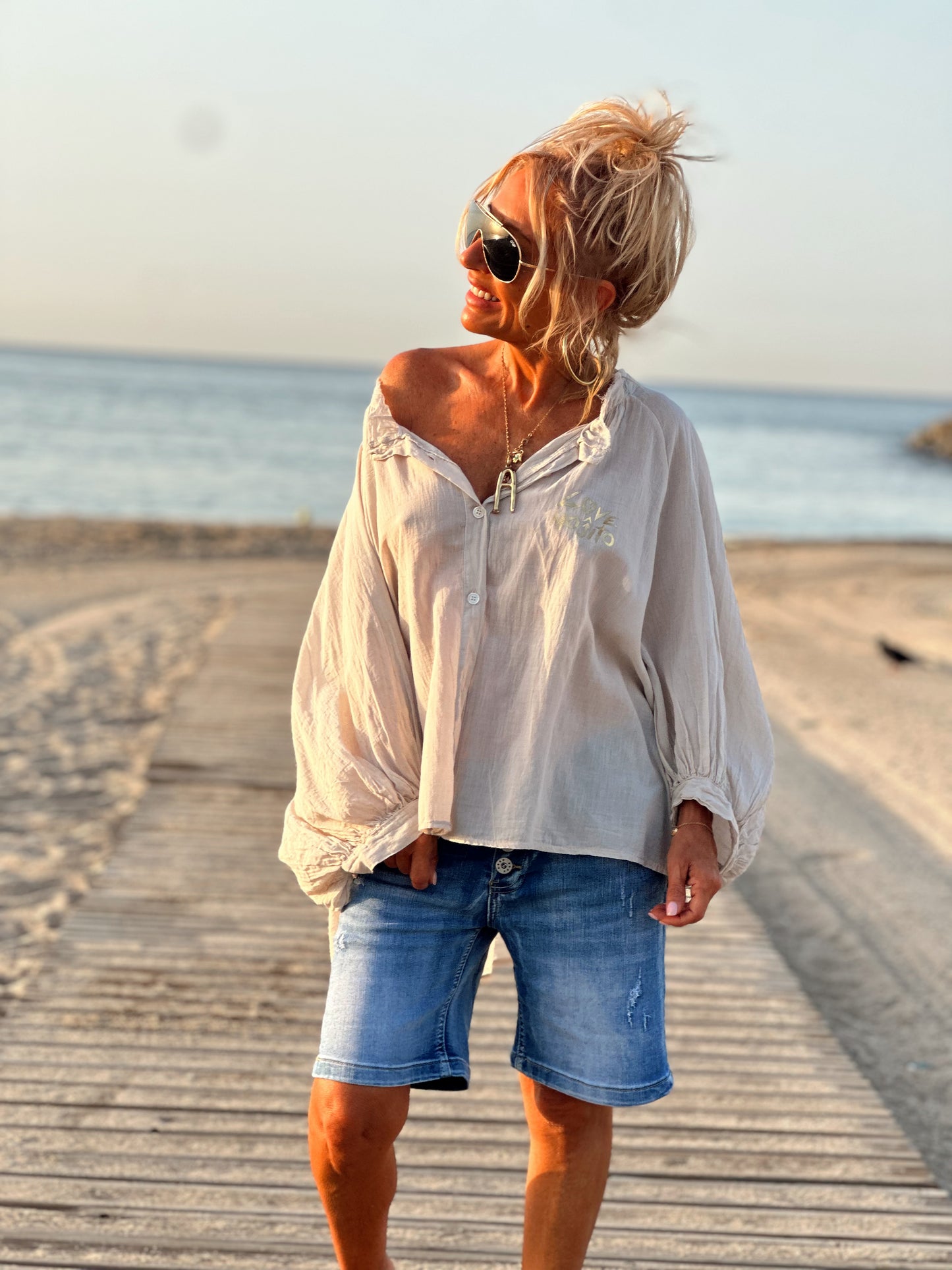 BLUSA OVERSIZE LOVE MOJITO BEIGE