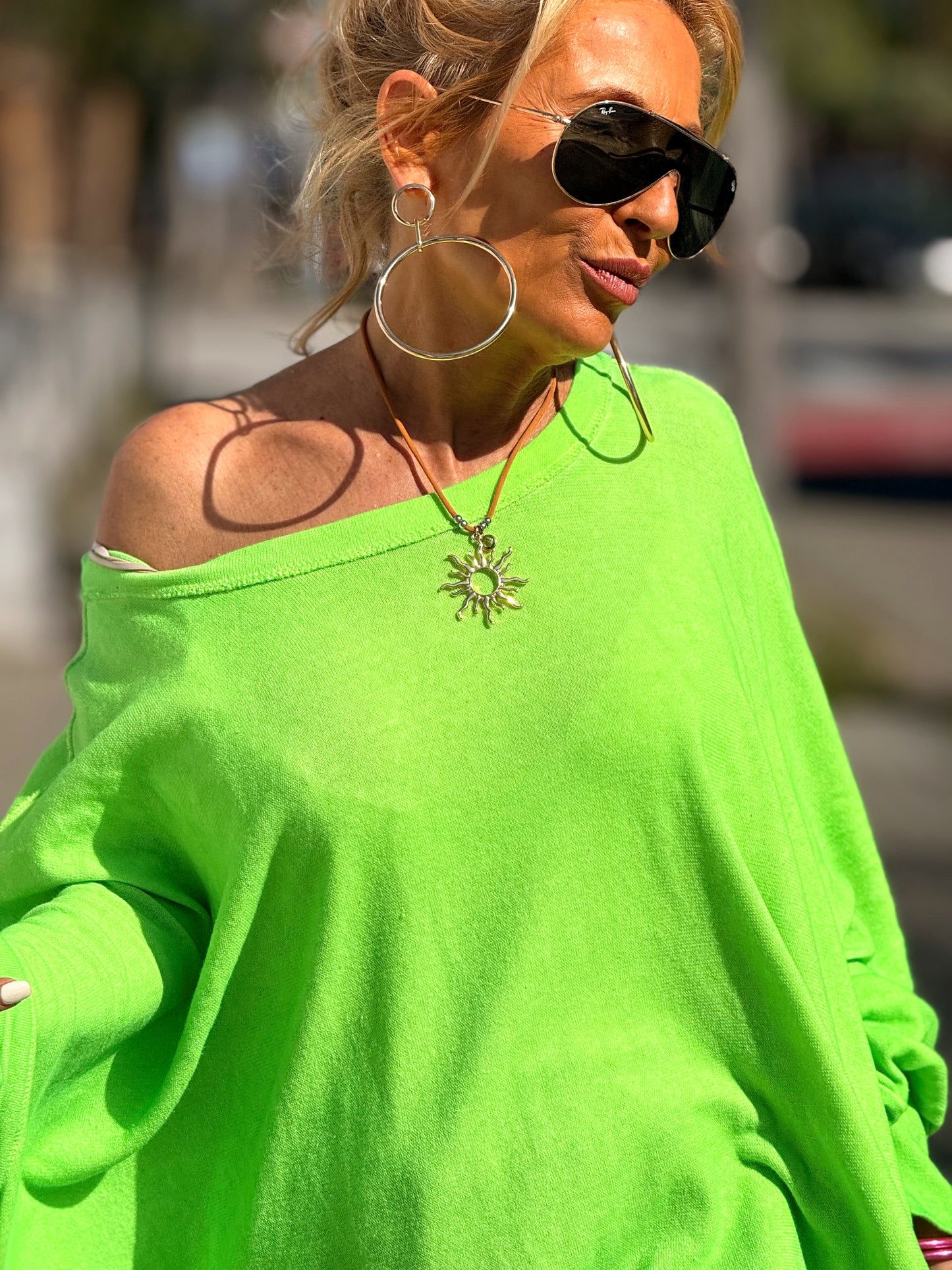 CAMISETA SUPER OVERSIZE SHILA NÉON MULTICOLOR