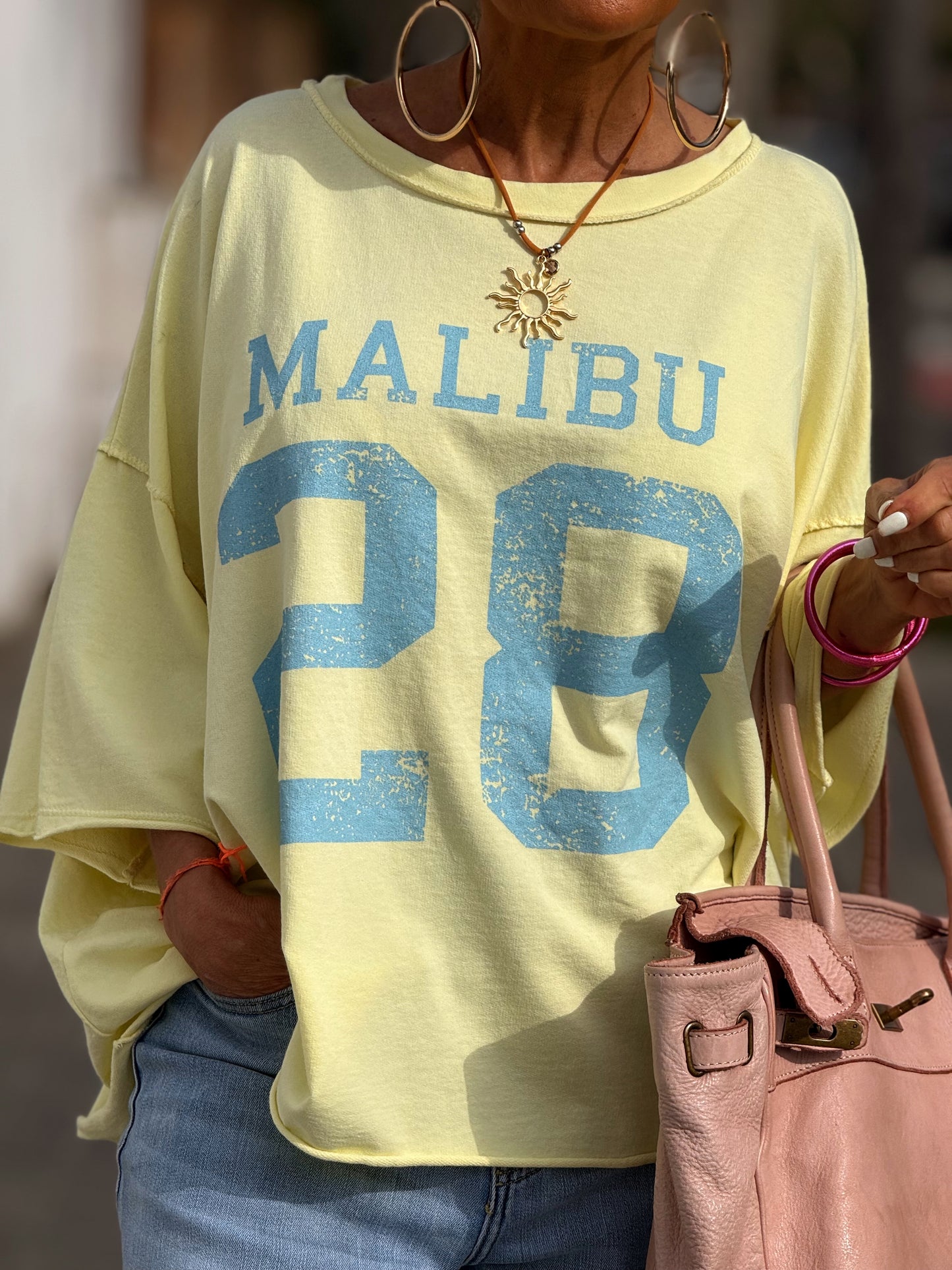 CAMISETA SUPER OVERSIZE DESGASTADA MALIBU MULTICOLOR
