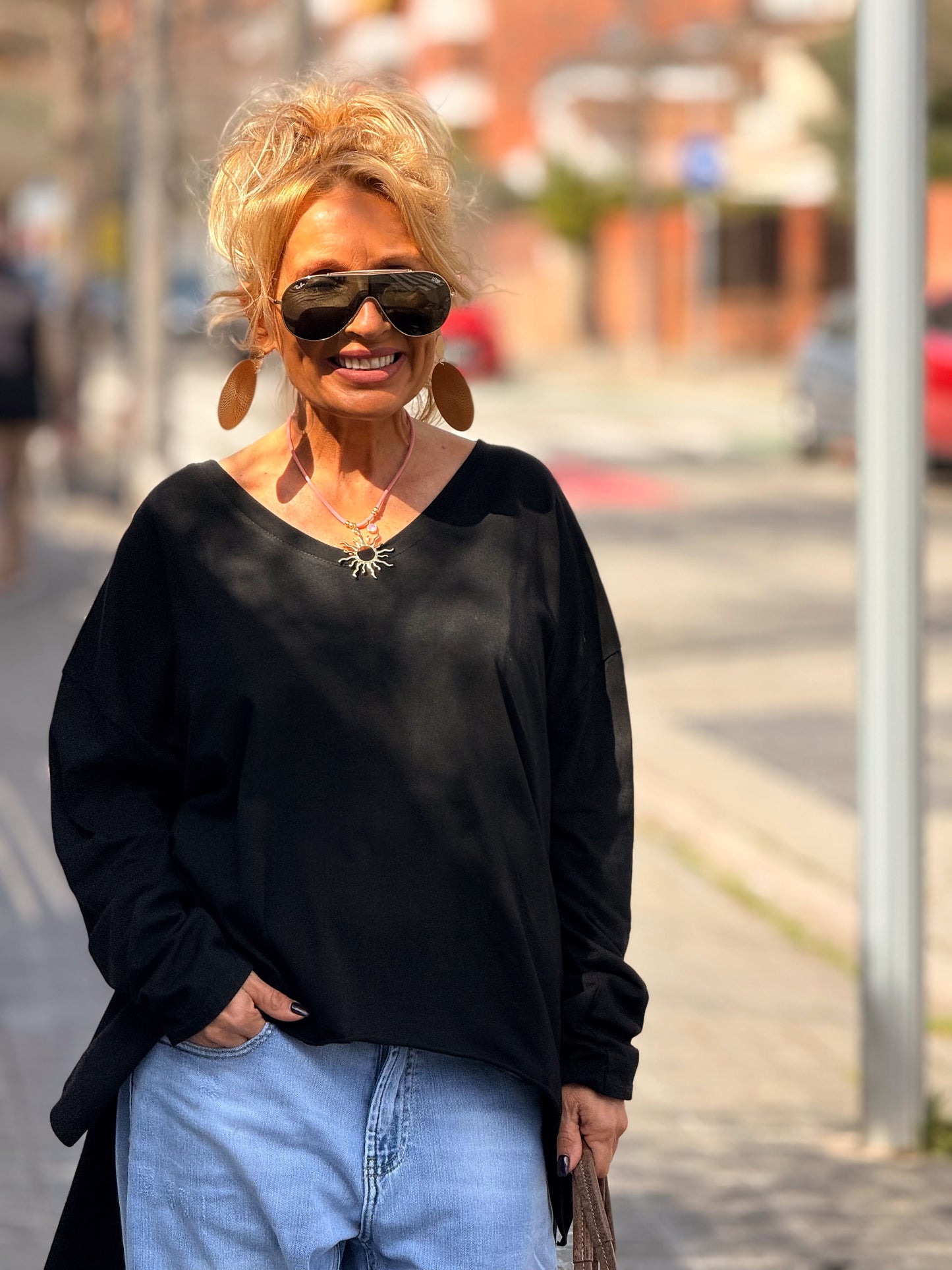 CAMISETA OVERSIZE ASIMÉTRICA MULTICOLOR