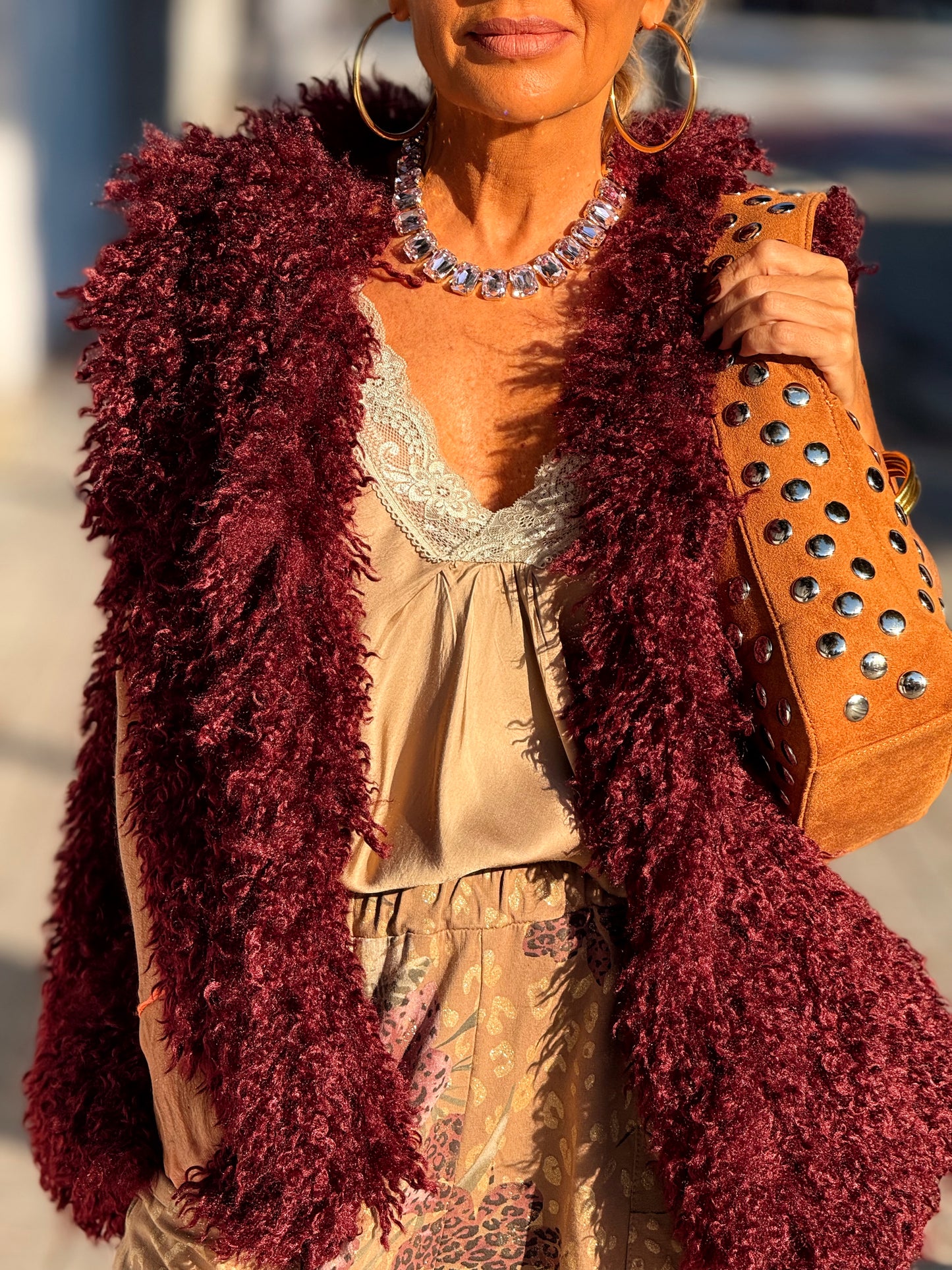 BOLSO TACHAS MALTA CAMEL