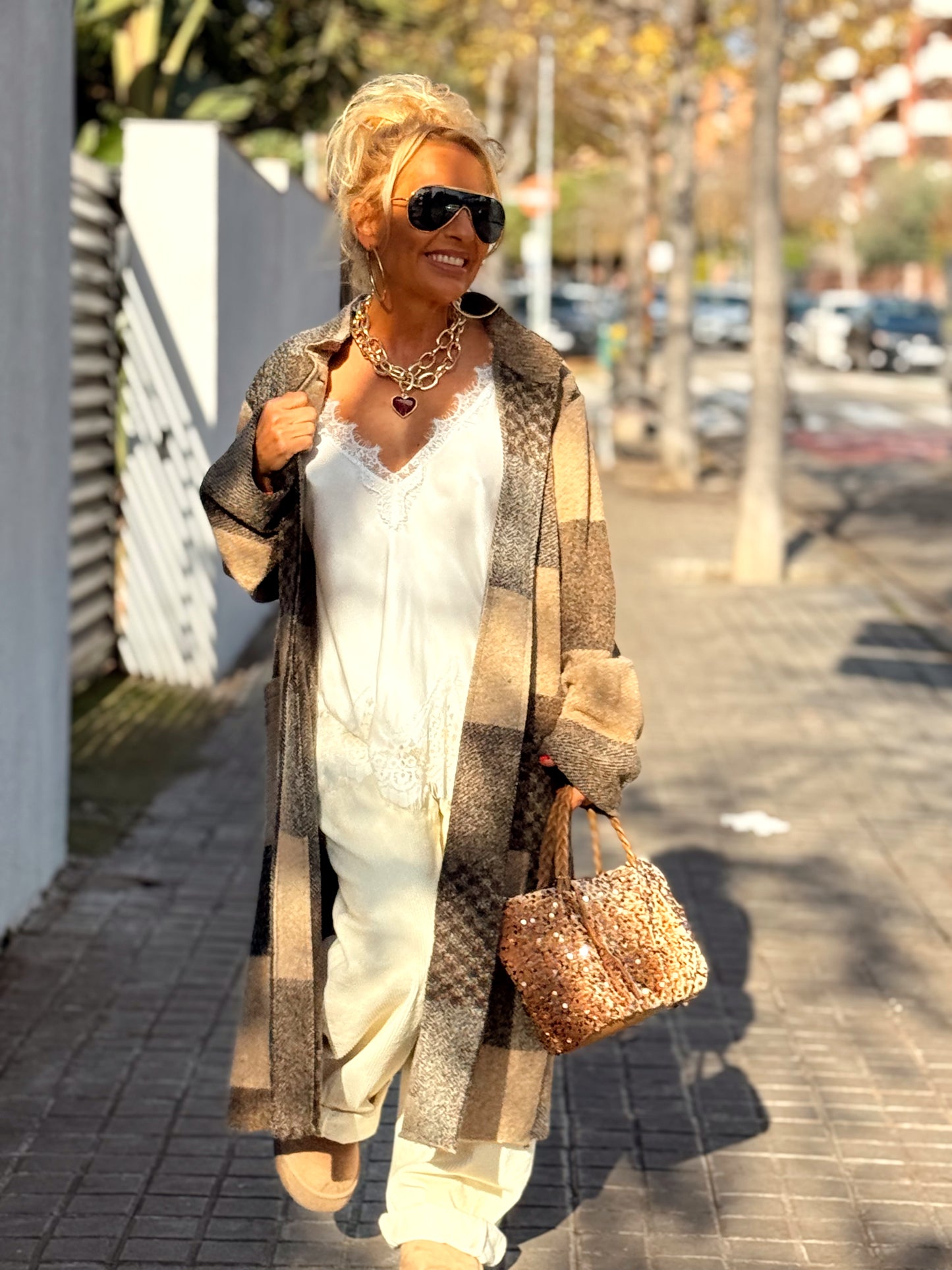 CHAQUETA LARGA CUADROS SHANNA MARRÓN