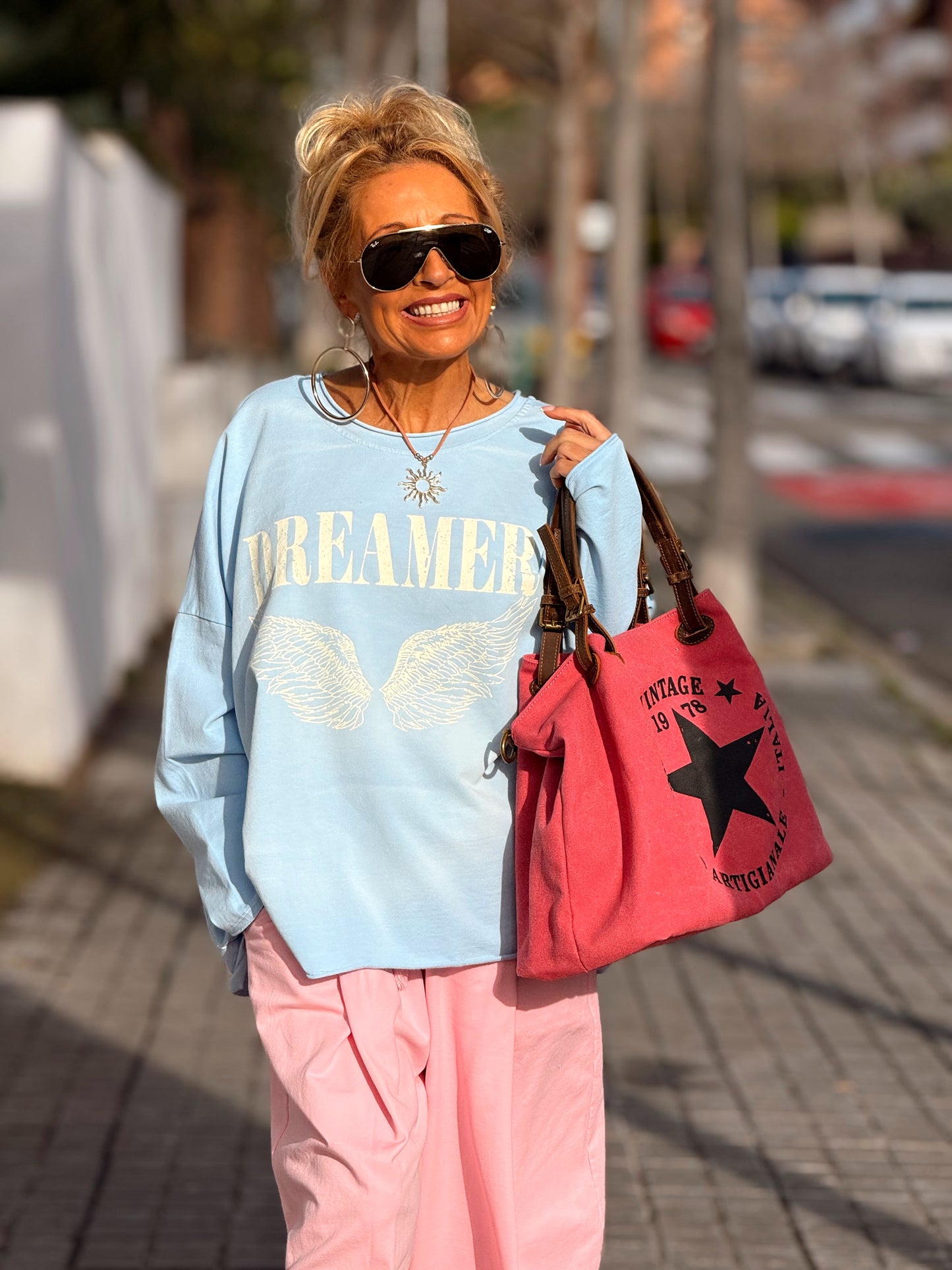 CAMISETA DESGASTADA DREAMER MULTICOLOR