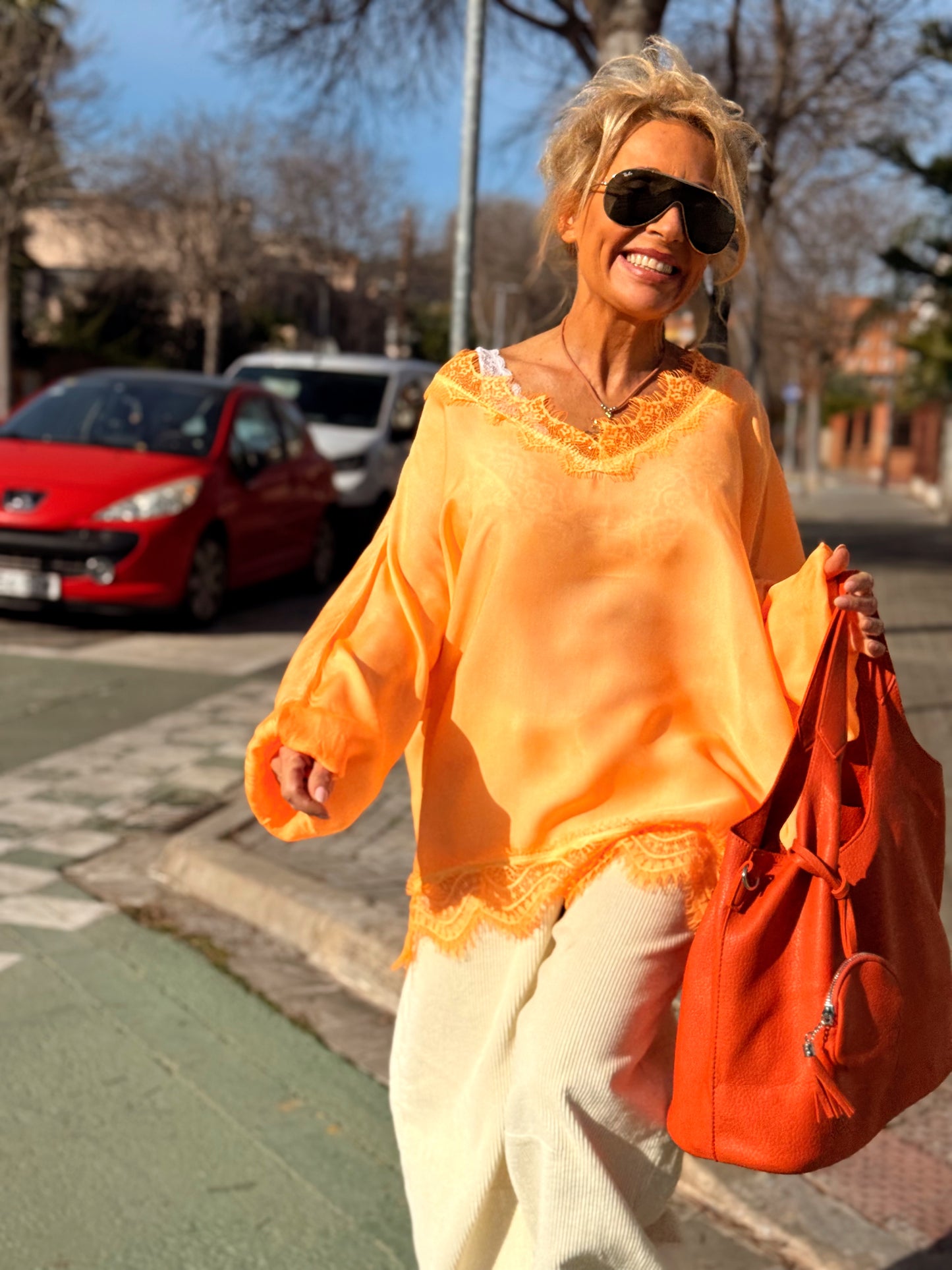 BLUSA OVERSIZE LENCERO PAULA MULTICOLOR