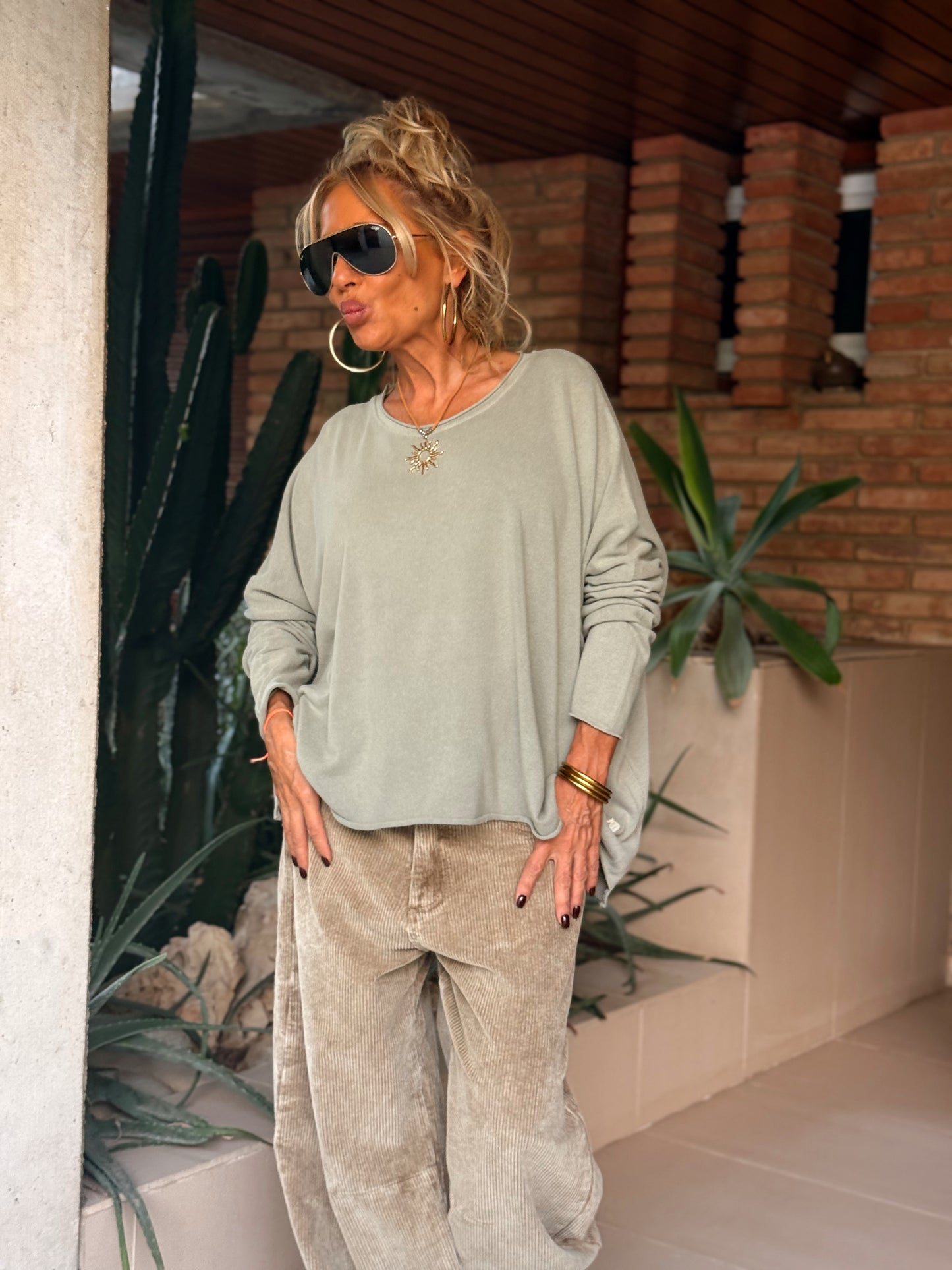 CAMISETA DESGASTADA OVERSIZE DANI MULTICOLOR