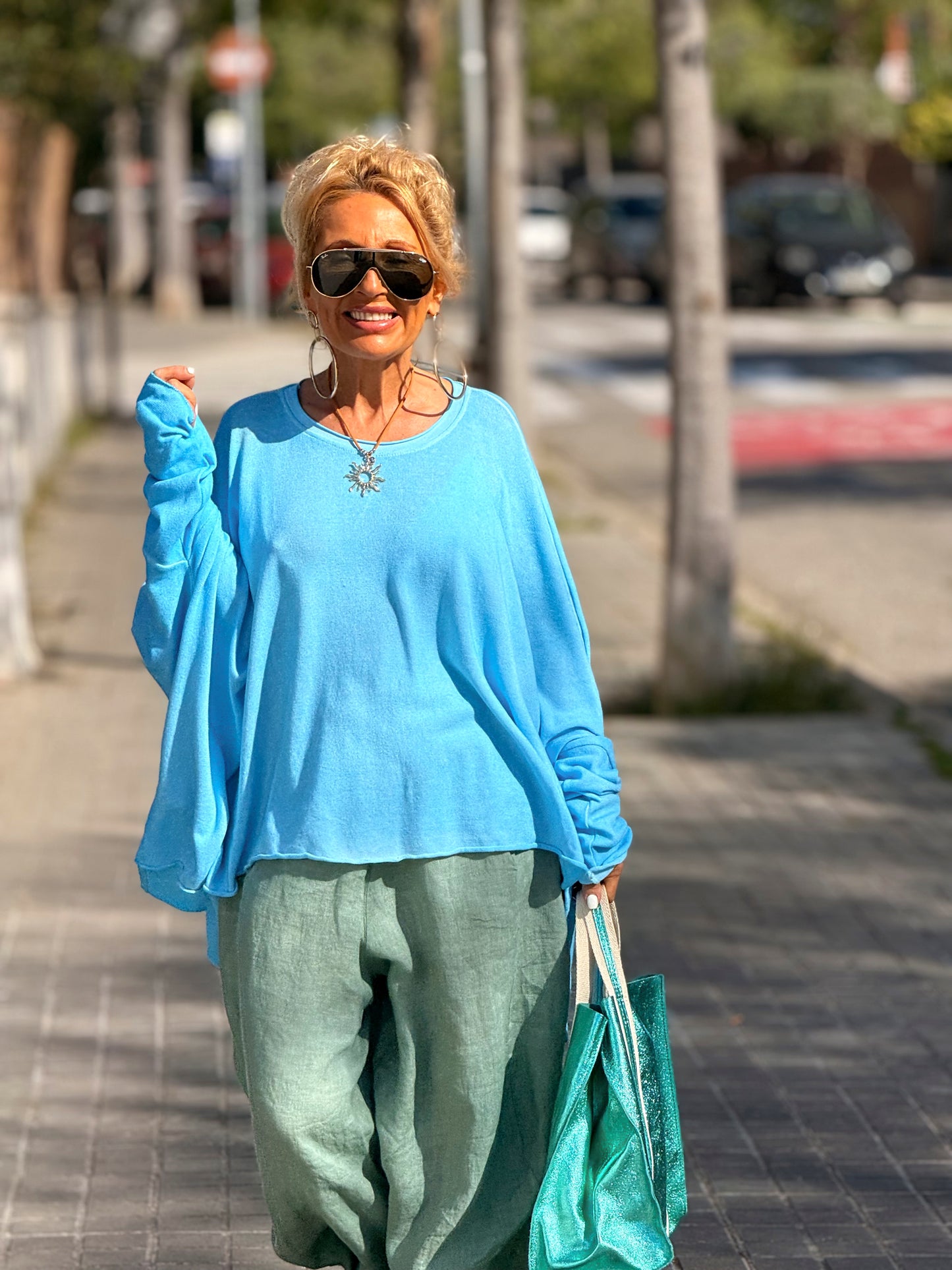 CAMISETA-SUDADERA SUPER OVERSIZE DANI NÉON MULTICOLOR