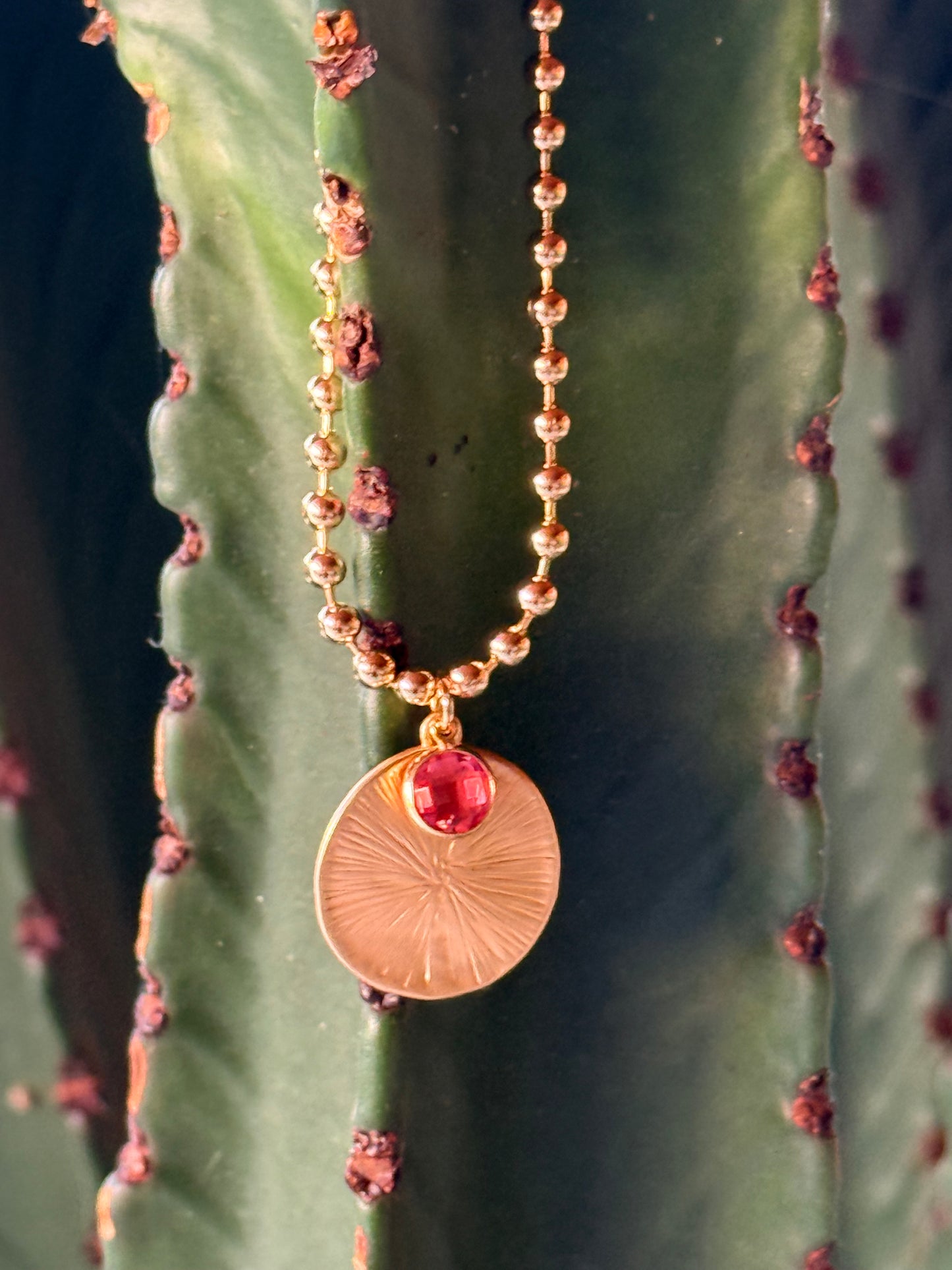 COLLAR LIBERTY CON BRILLANTE MULTICOLOR