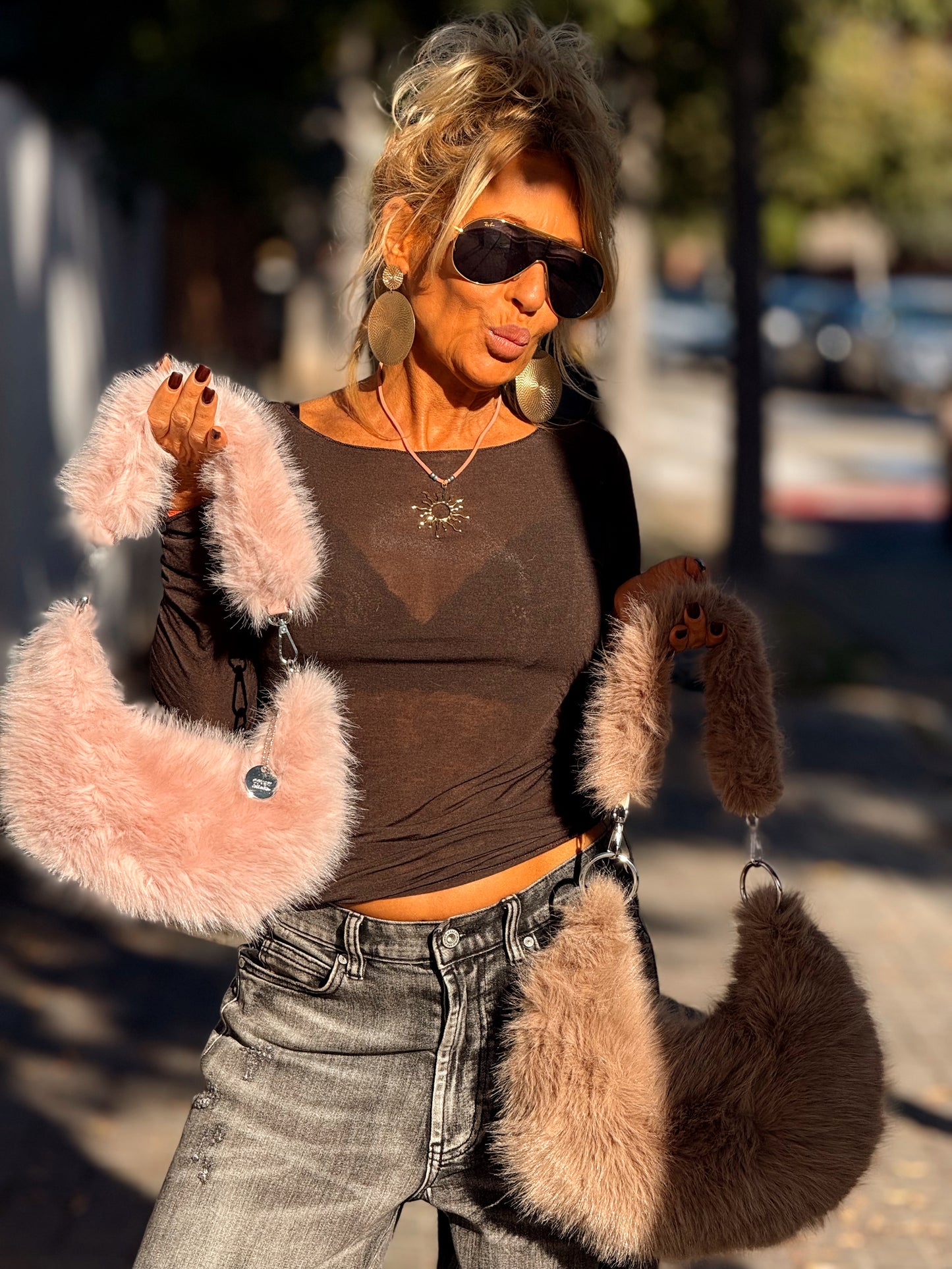 BOLSO GRANDE PELO SINTÉTICO LUNA MULTICOLOR