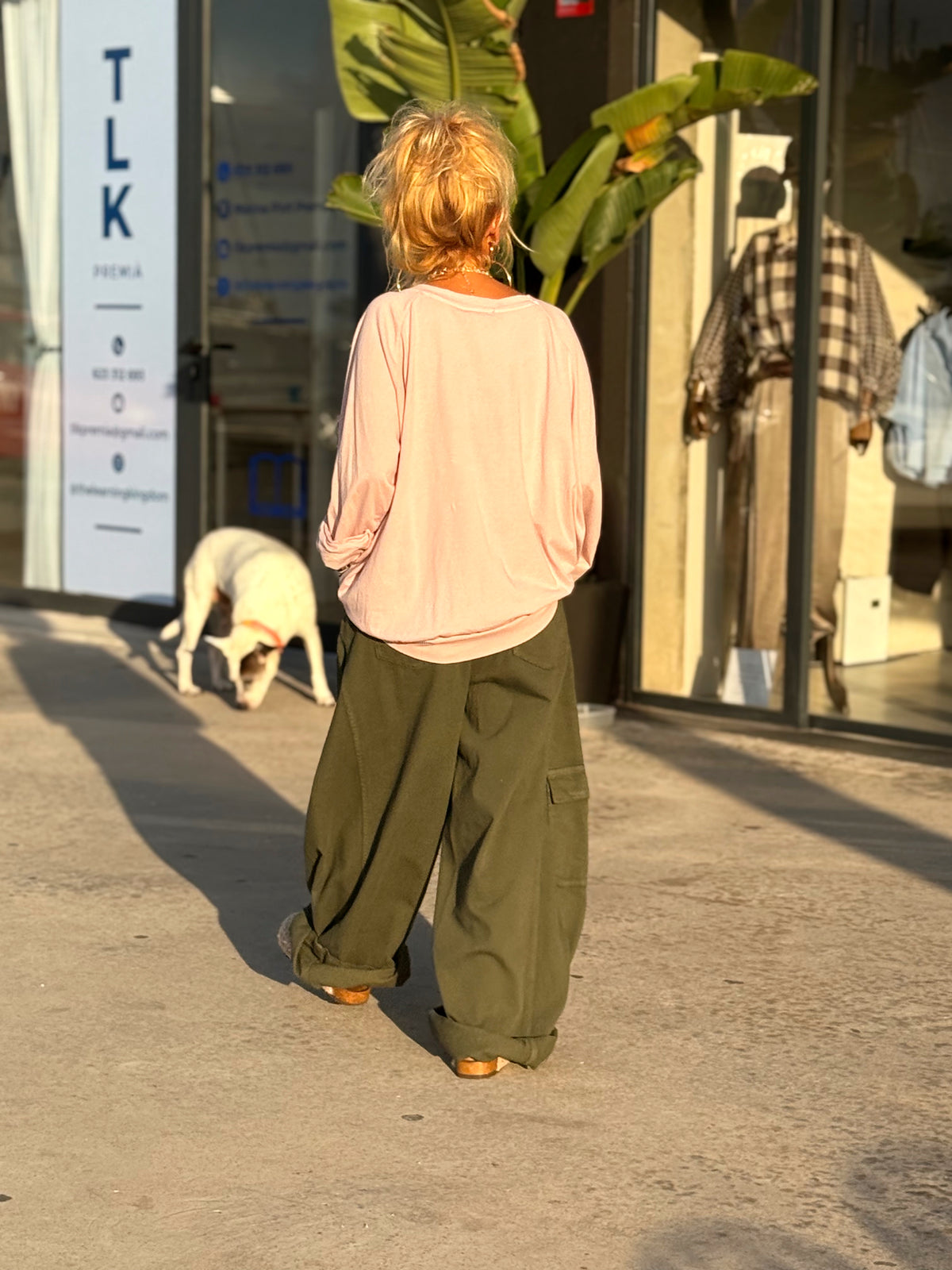 PANTALÓN CARGÓ CON CINTURÓN KAKI