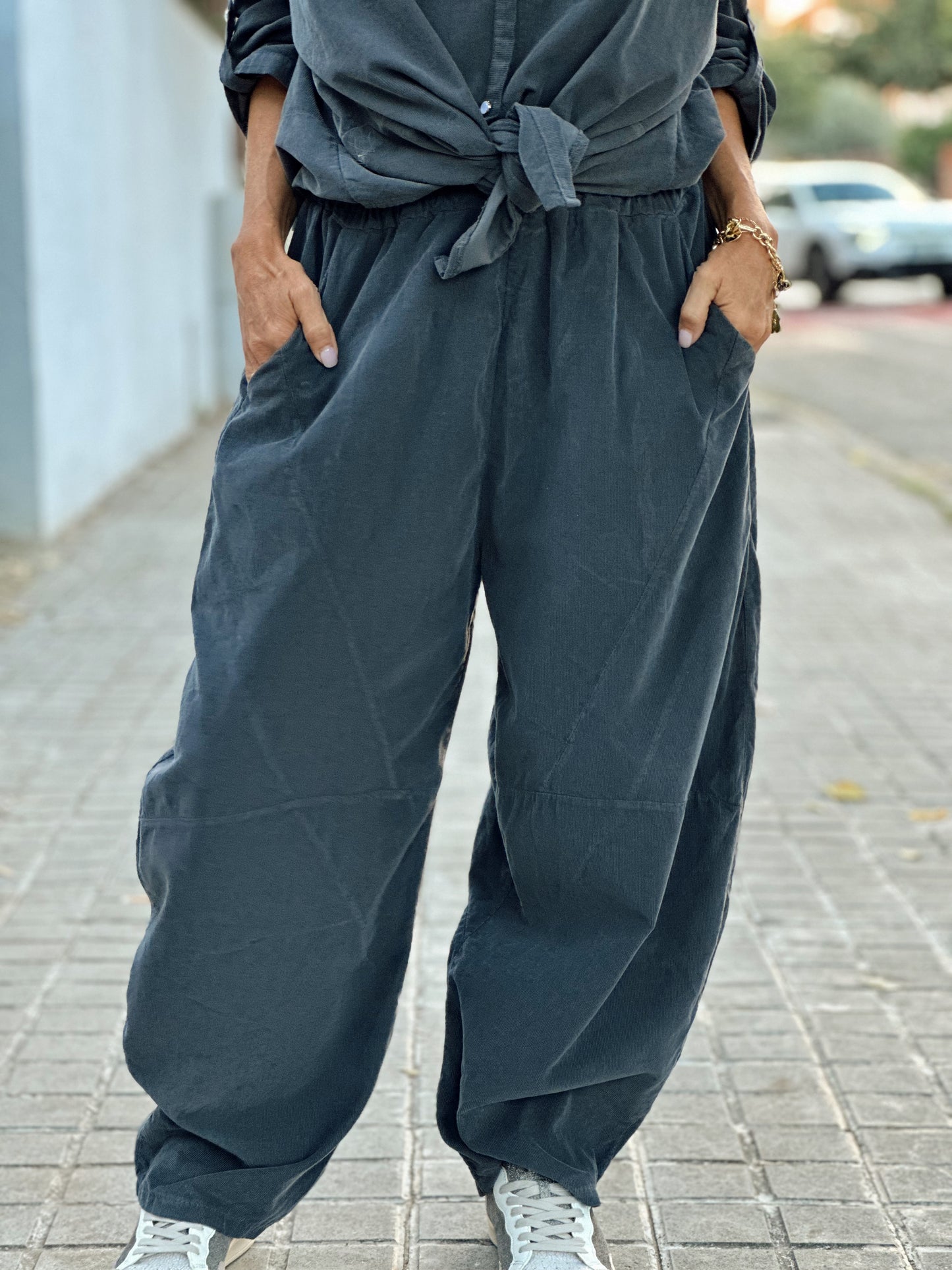 PANTALON PANA MIA GRIS OSCURO