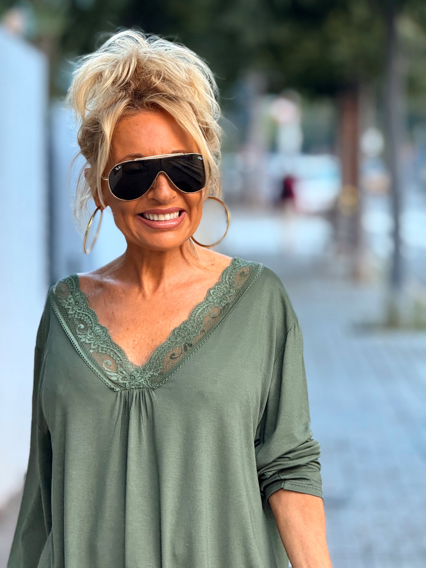 CAMISETA LENCERO SUPER OVERSIZE ESTHER MULTICOLOR