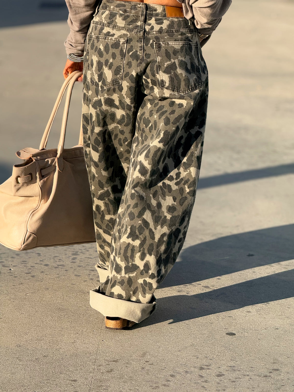 PANTALON LEOPARDO KAKI