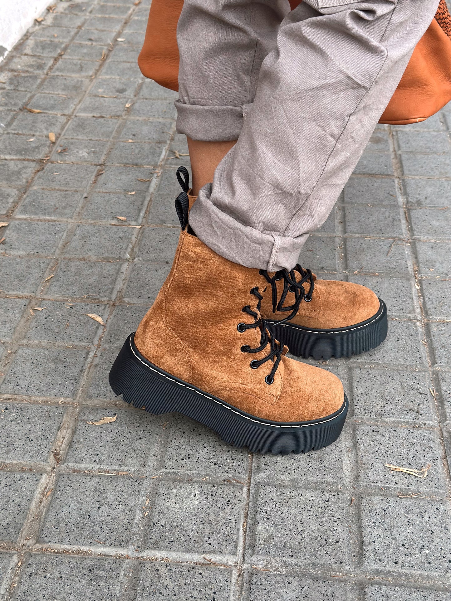 BOTAS FRIDA CAMEL