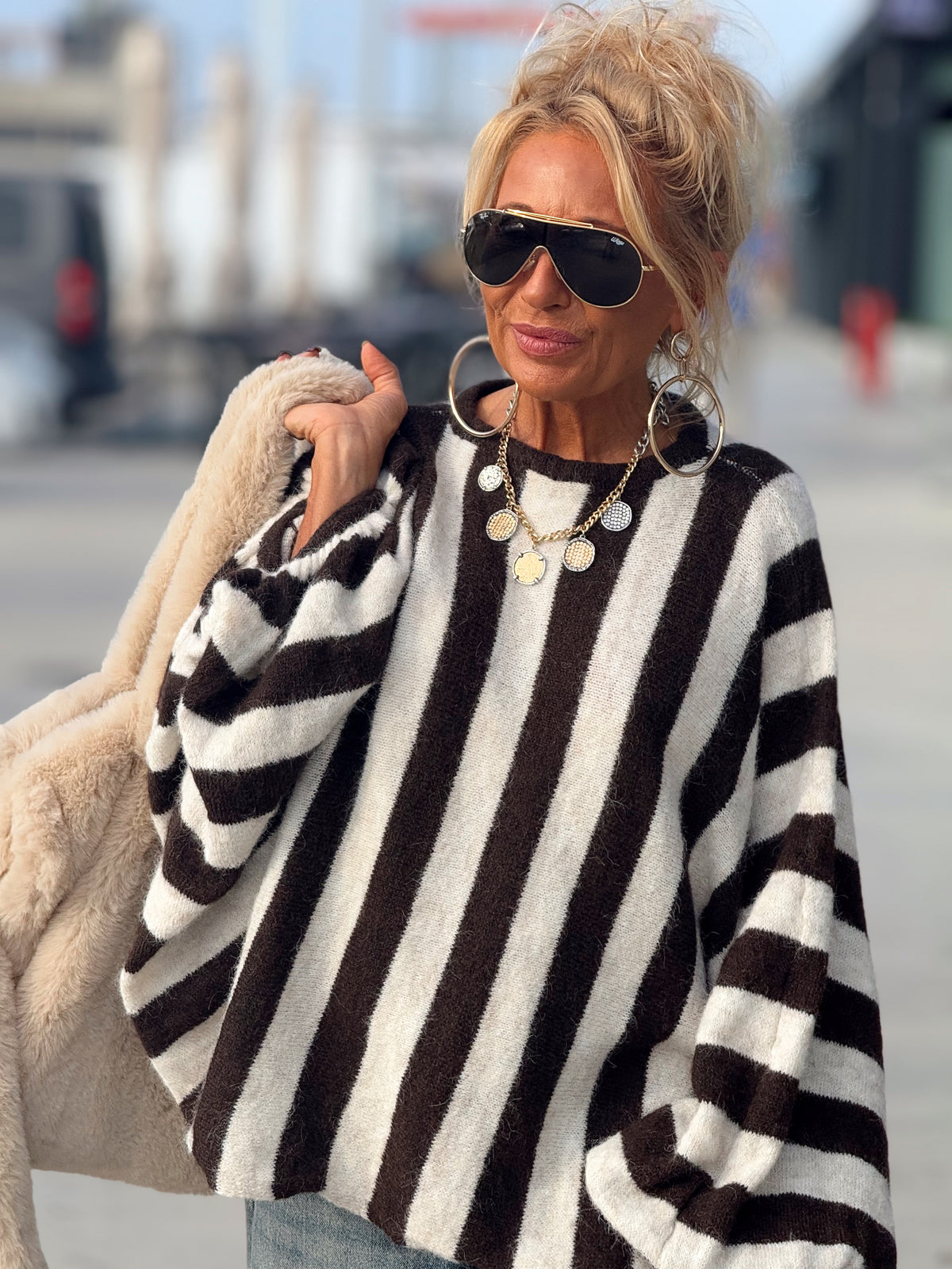 JERSEY OVERSIZE RAYAS MARRÓN