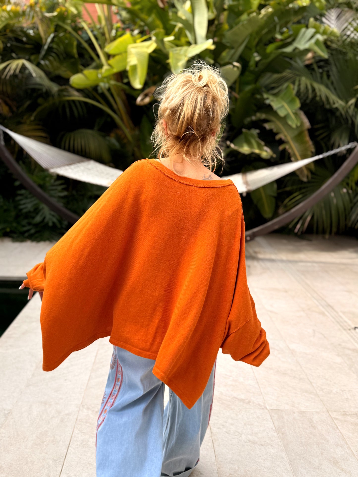 CAMISETA SUPER OVERSIZE SHILA MULTICOLOR