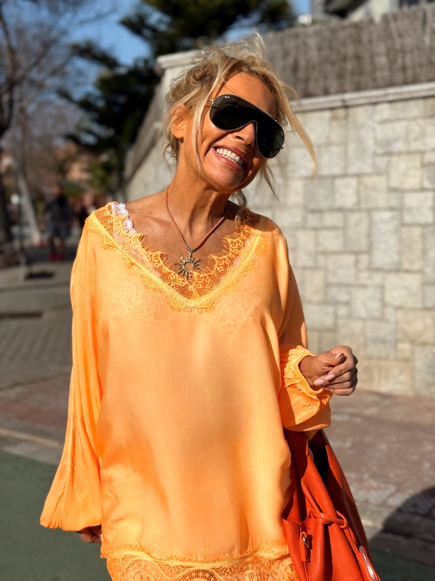 BLUSA OVERSIZE LENCERO PAULA MULTICOLOR