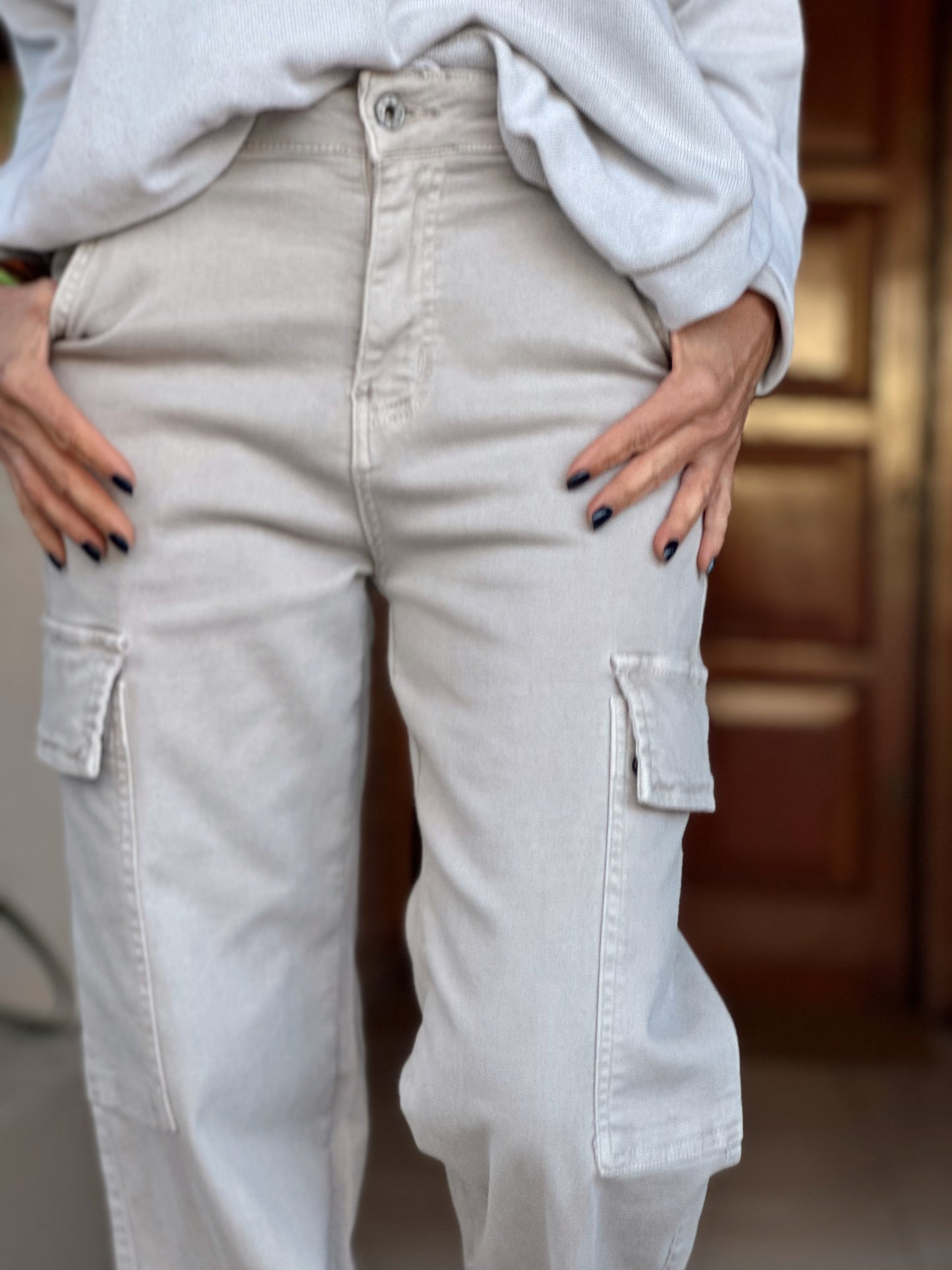 JEANS PEDRO CON BOLSILLOS BEIGE