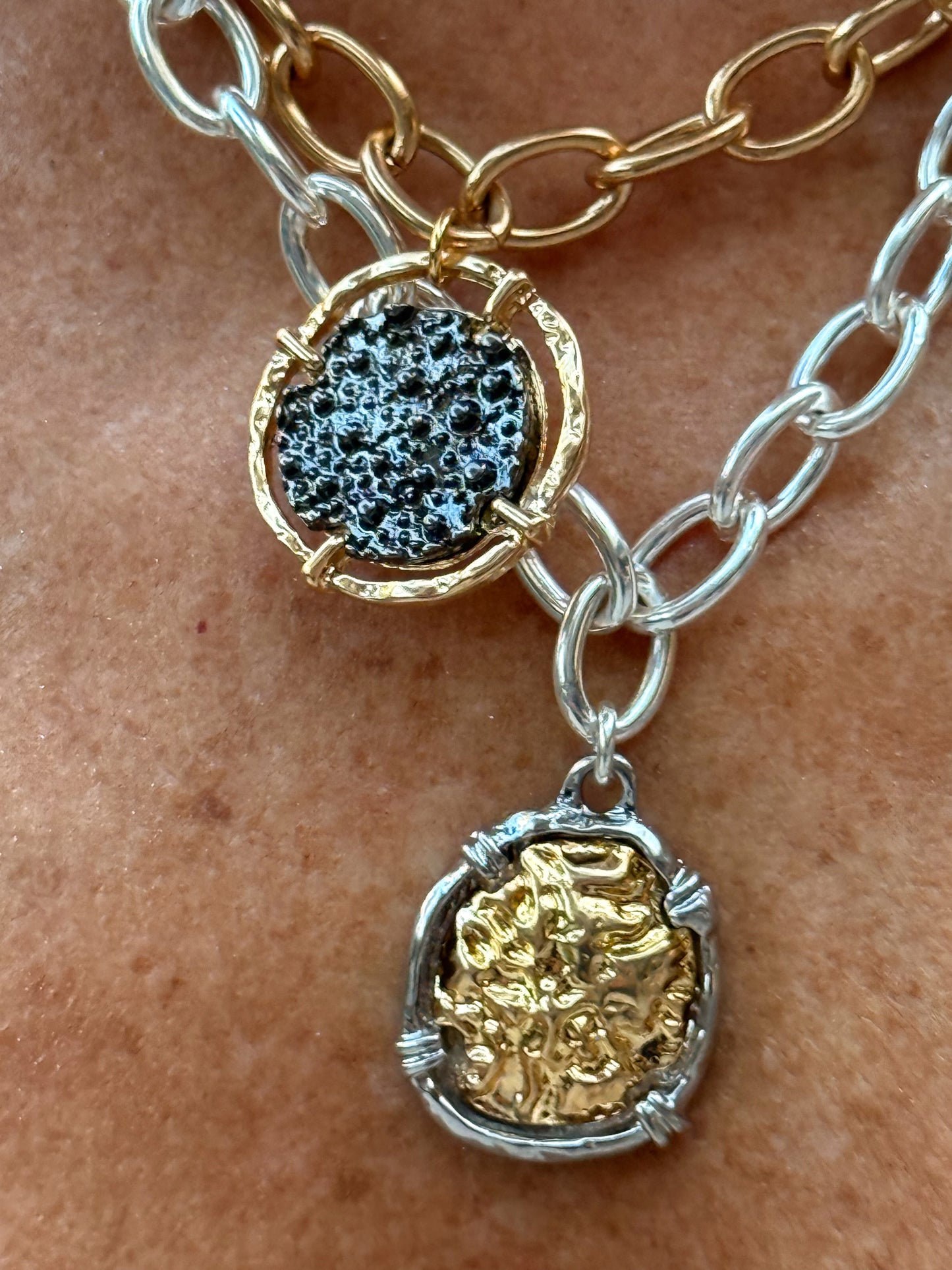 SET COLLARES SULTAN DORADO Y PLATA