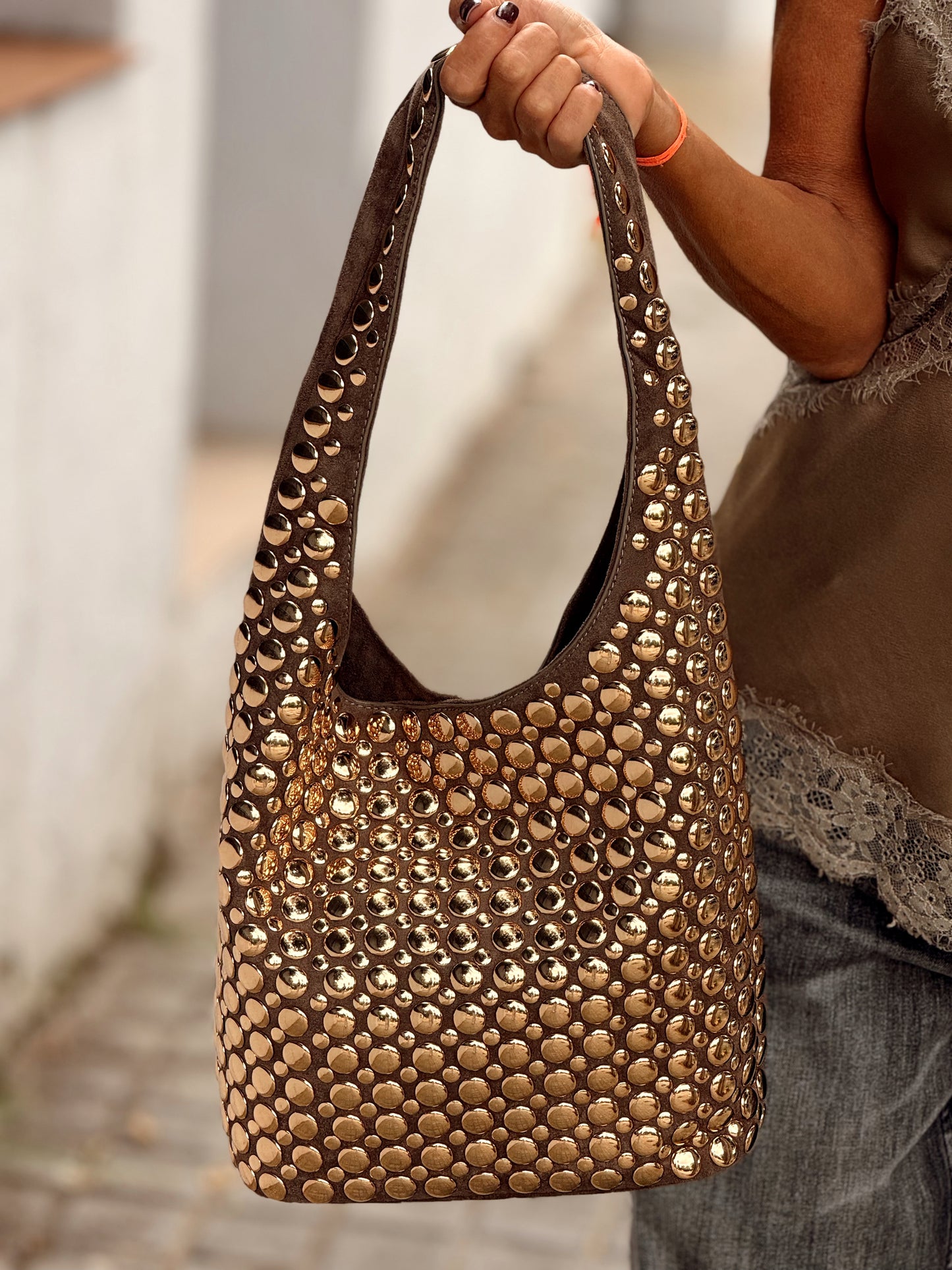 BOLSO TACHAS MULTICOLOR