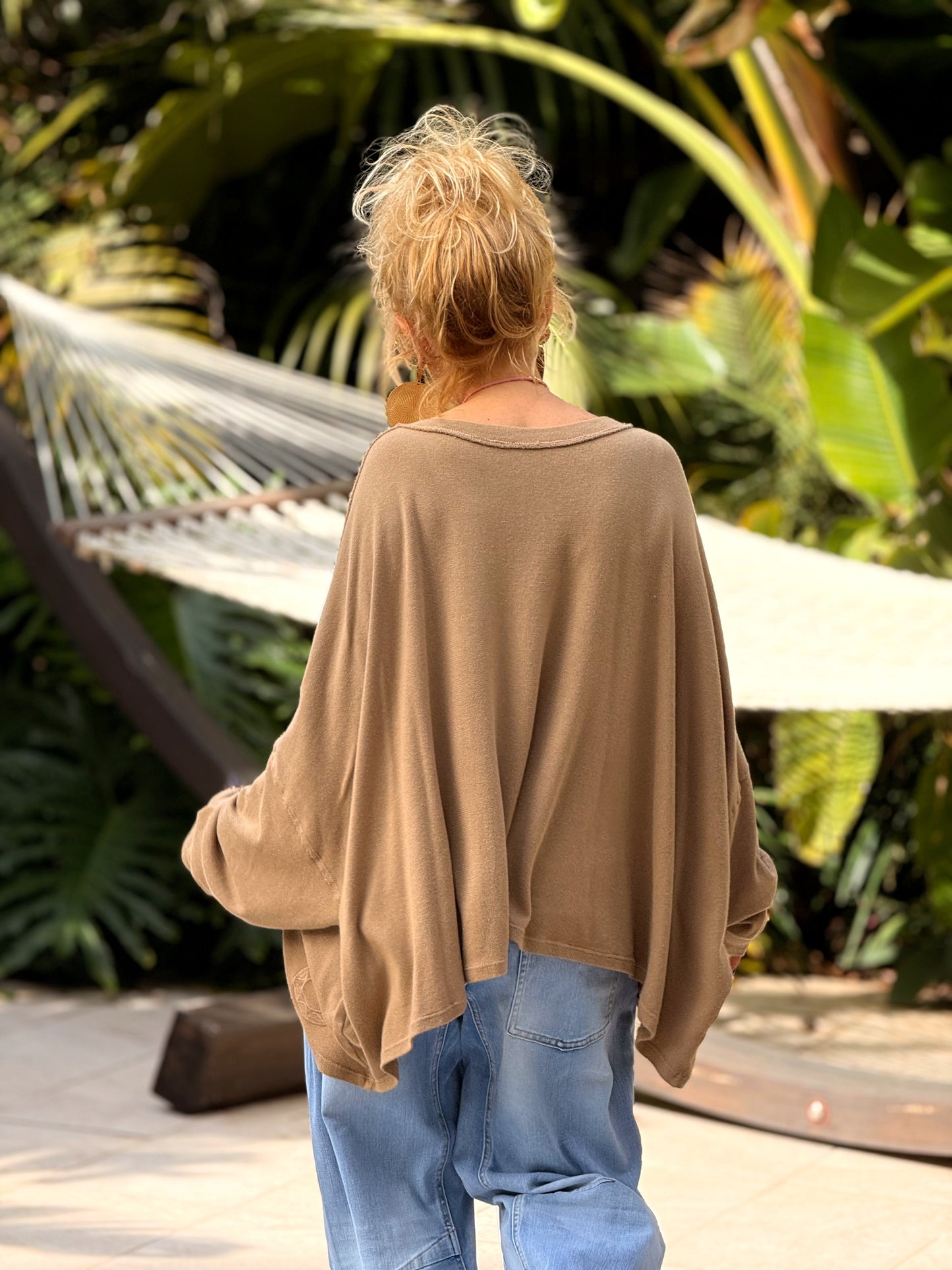 CAMISETA SUPER OVERSIZE SHILA MULTICOLOR