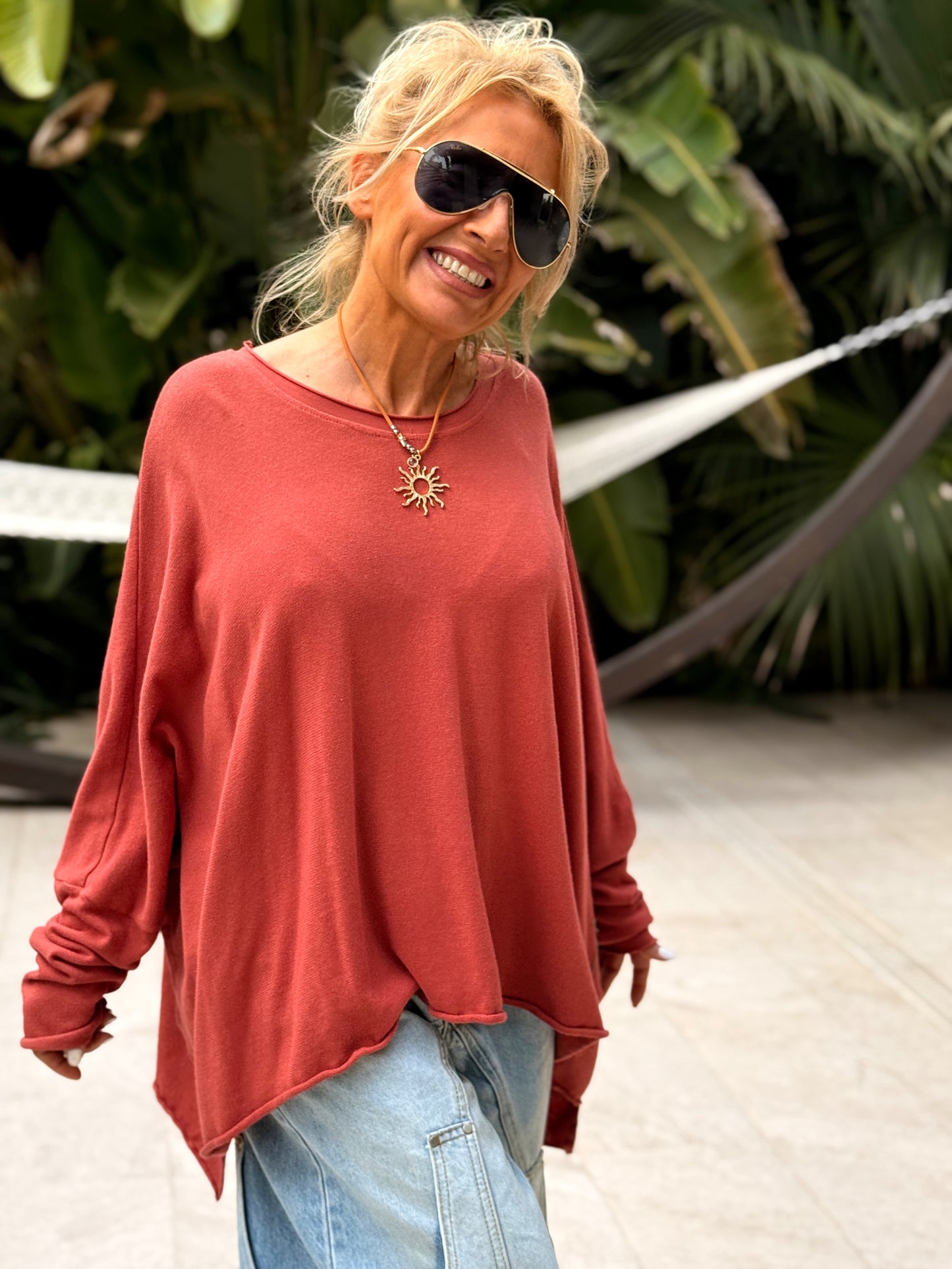 CAMISETA DESGASTADA SUPER OVERSIZE DANI MULTICOLOR