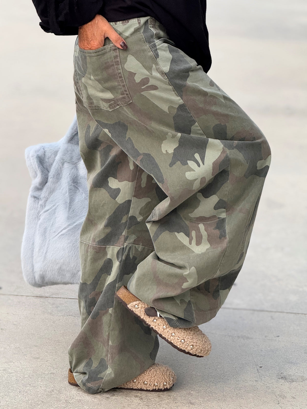 PANTALON CAMUFLAJE MAGDA MULTICOLOR