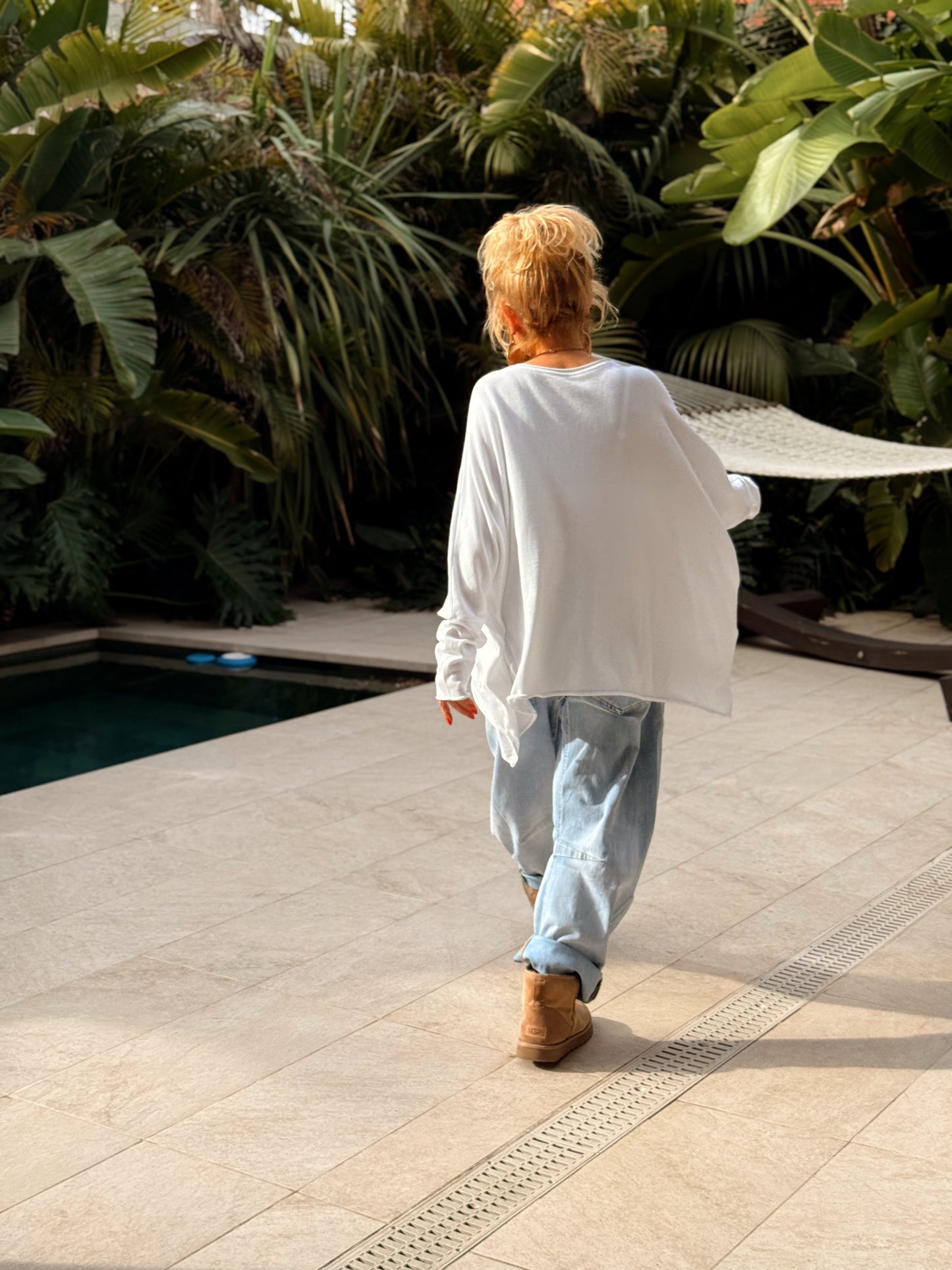 CAMISETA DESGASTADA SUPER OVERSIZE DANI MULTICOLOR