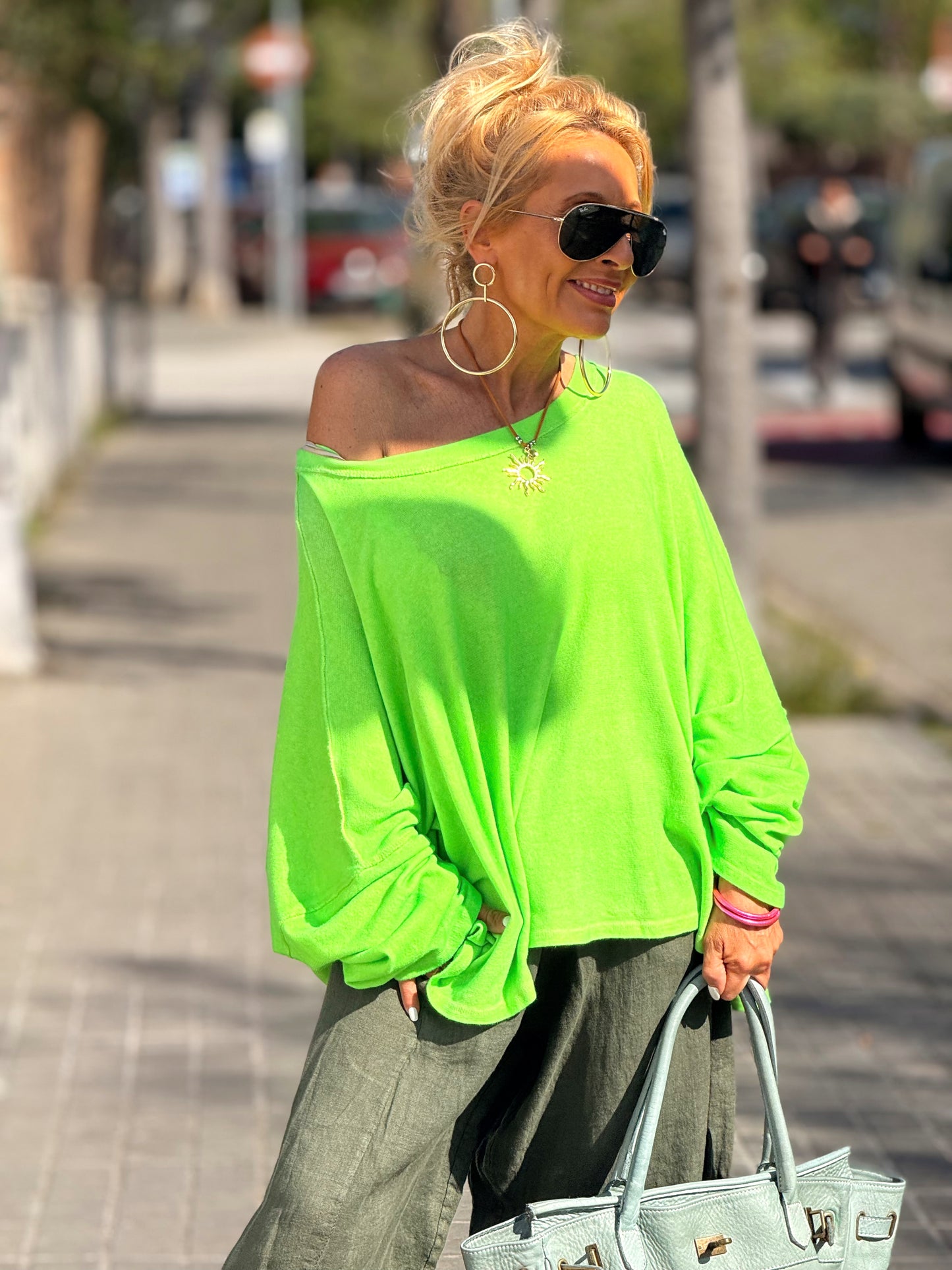 CAMISETA SUPER OVERSIZE SHILA NÉON MULTICOLOR