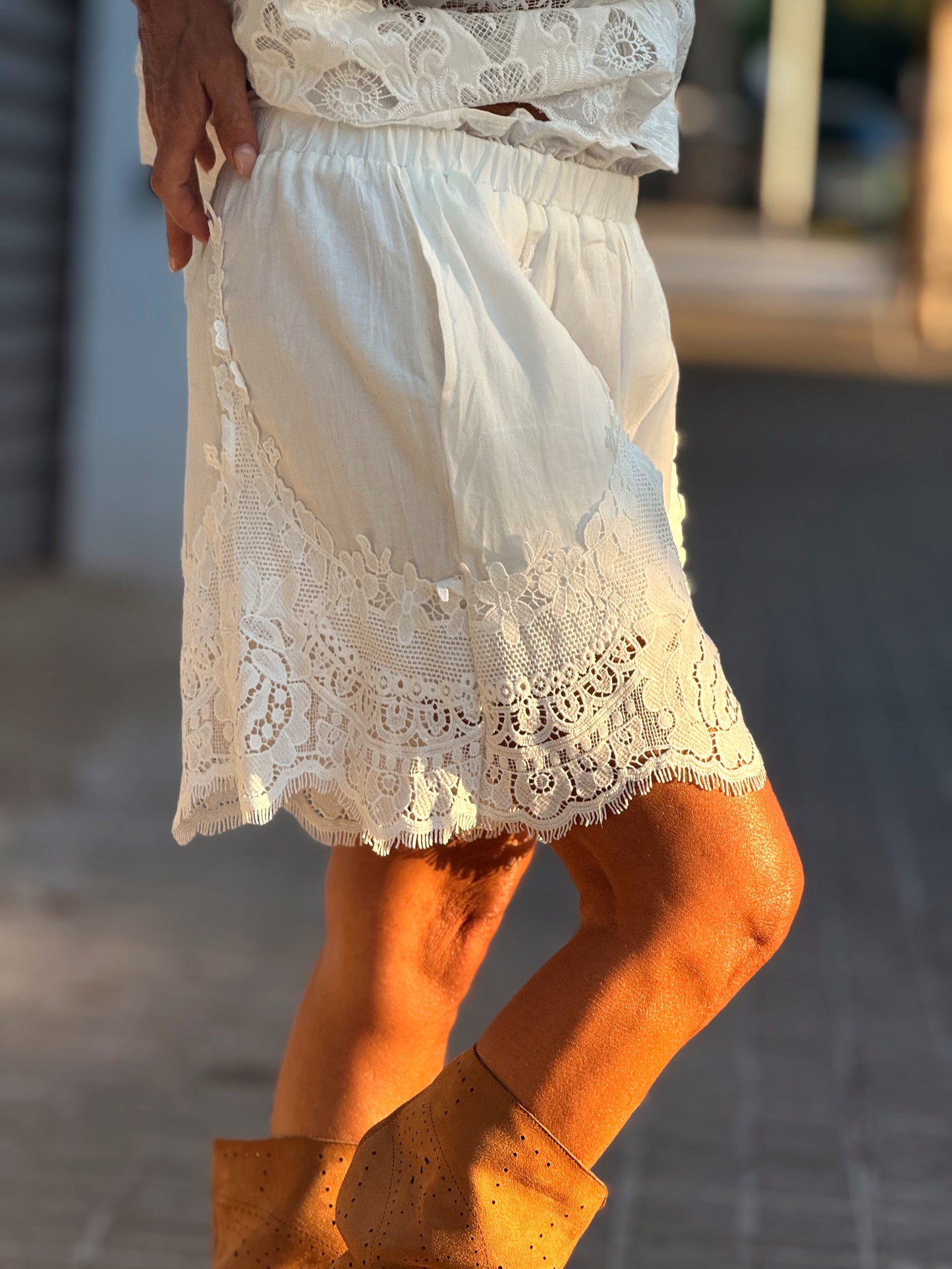 BERMUDA CHLOÉ LENCERO BLANCO