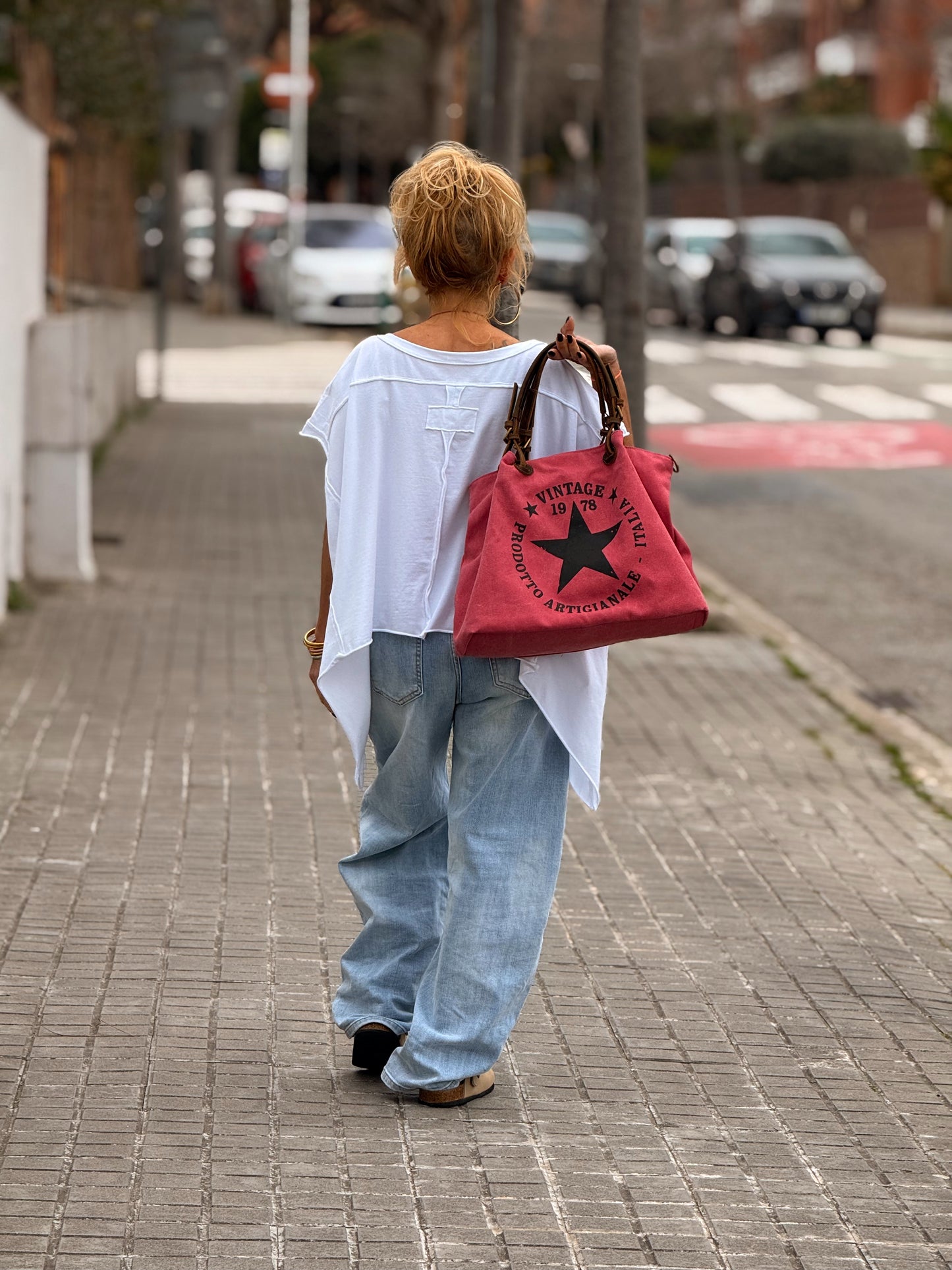 CAMISETA ASIMÉTRICA SACHA MULTICOLOR