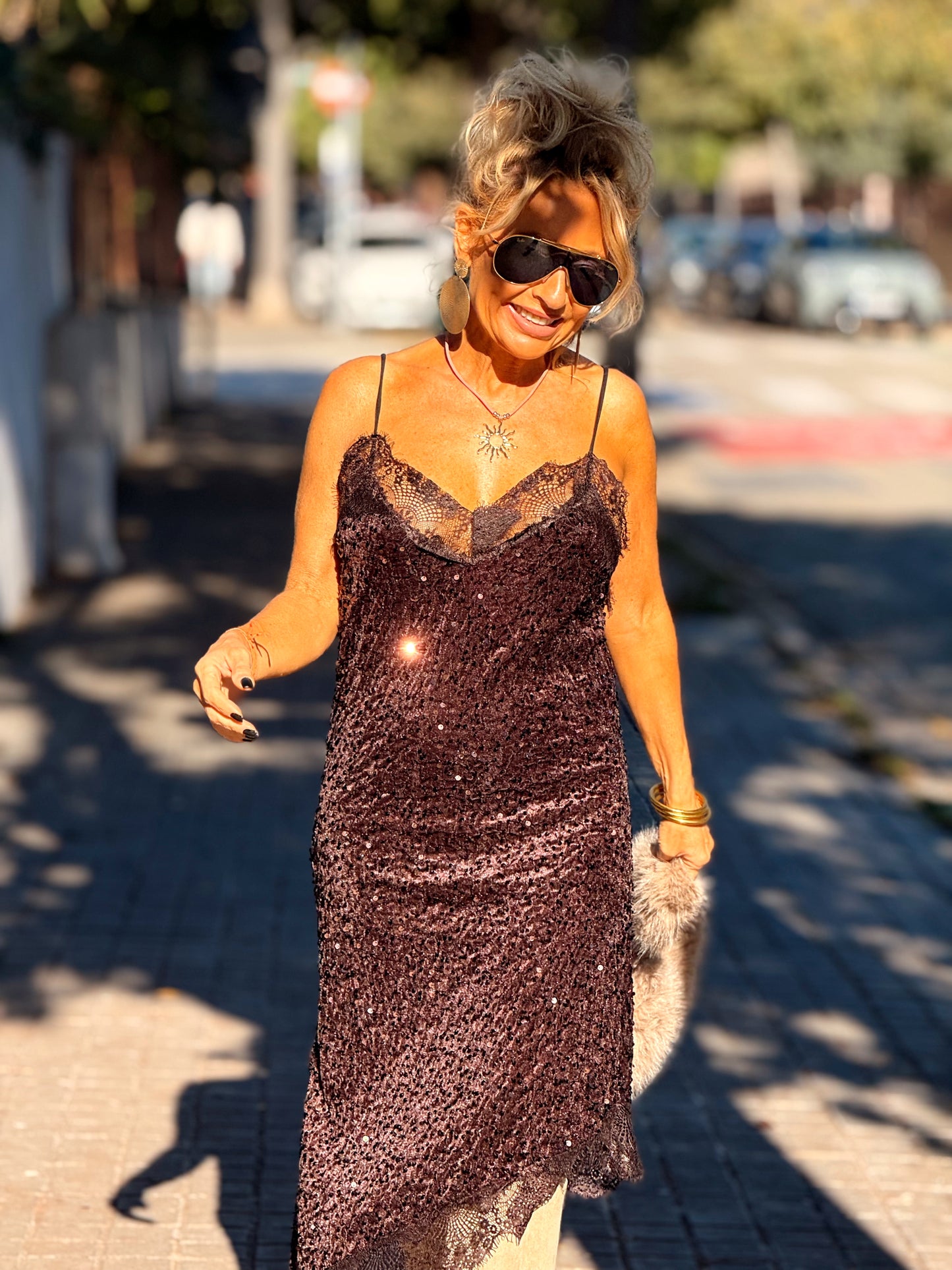 VESTIDO LENTEJUELAS MARRÓN