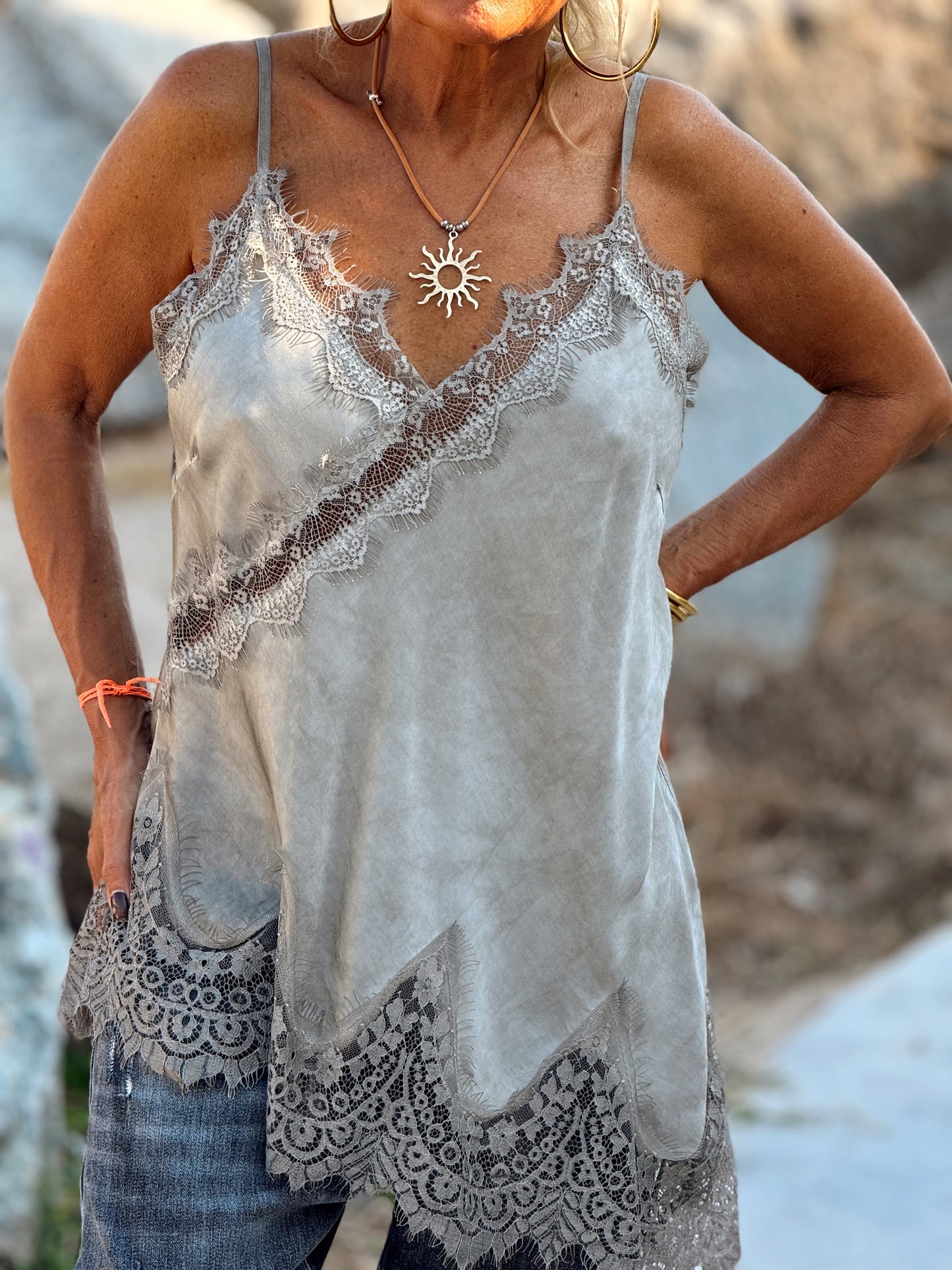 TOP LENCERO ASIMÉTRICO MULTICOLOR