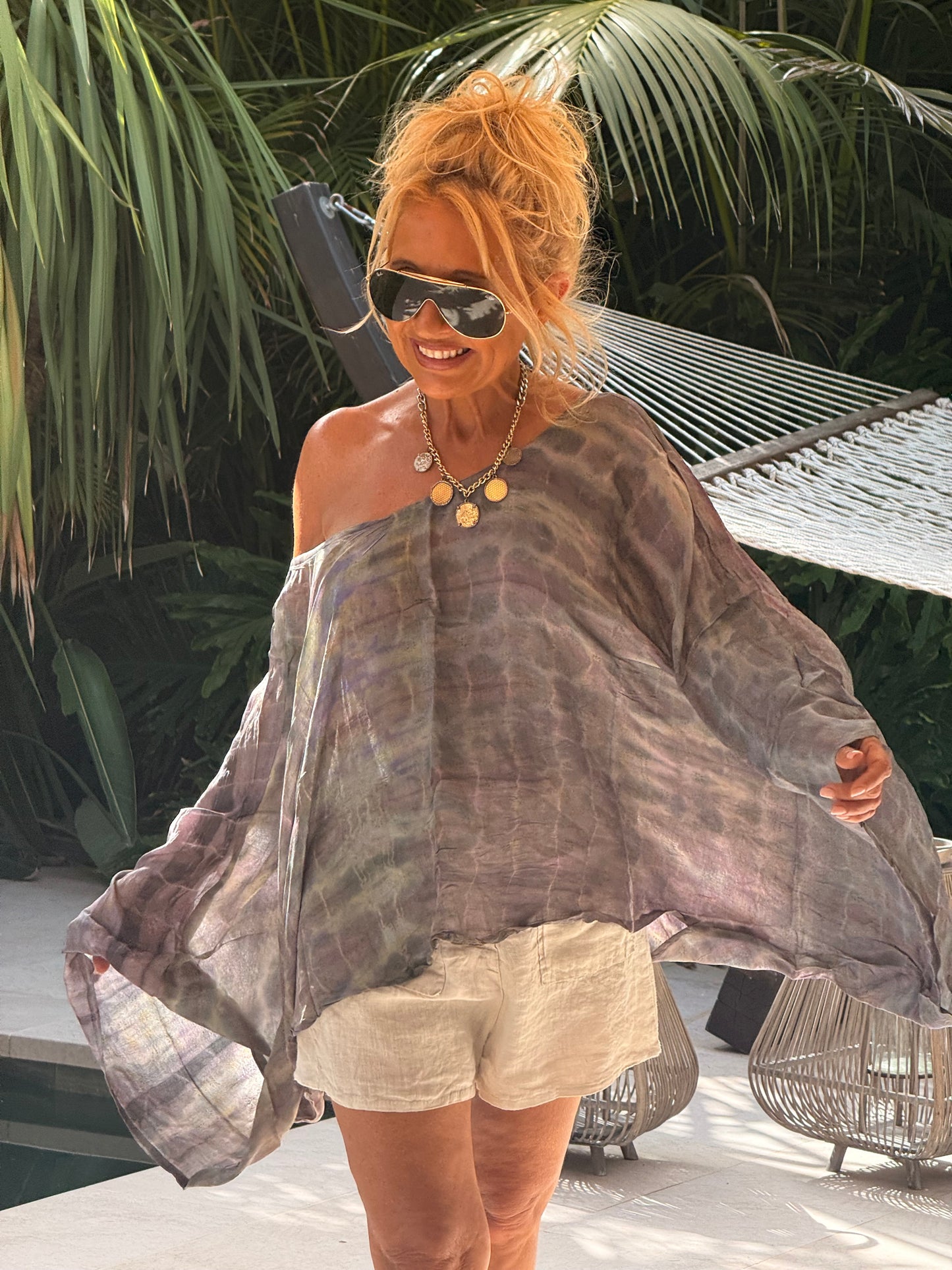 BLUSA-CAPA ESTAMPADO CREPE DE SEDA INDY MULTICOLOR