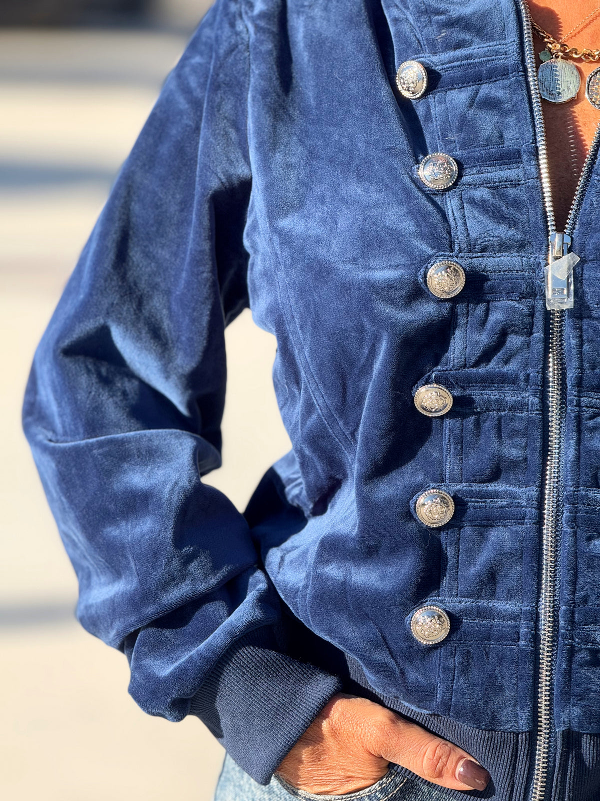 CHAQUETA TERCIOPELO AZUL