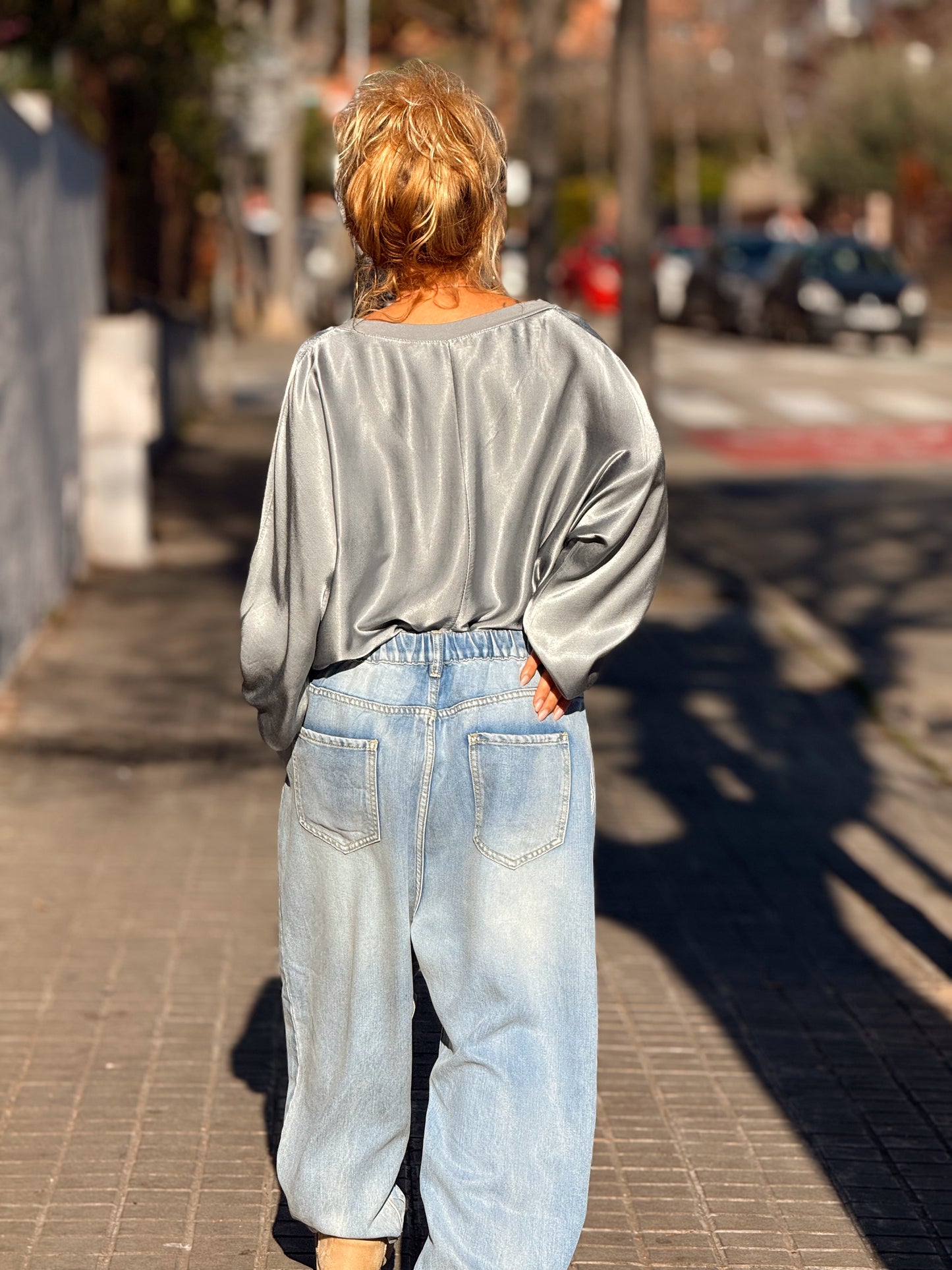JEANS CON BOTONE OVERSIZE EDEN VAQUERO