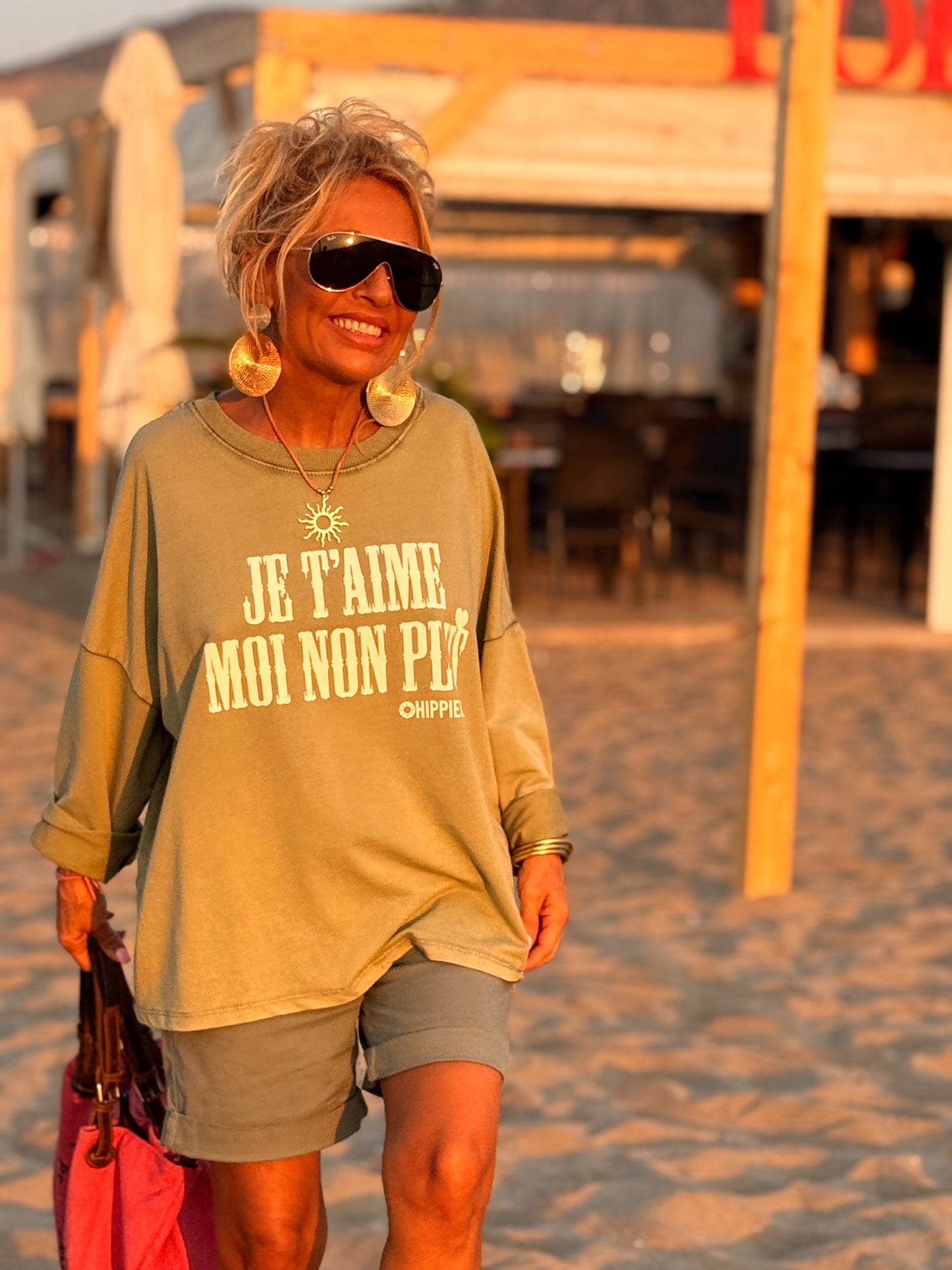 SUDADERA OVERSIZE JE T’AIME MOI NON PLUS MULTICOLOR